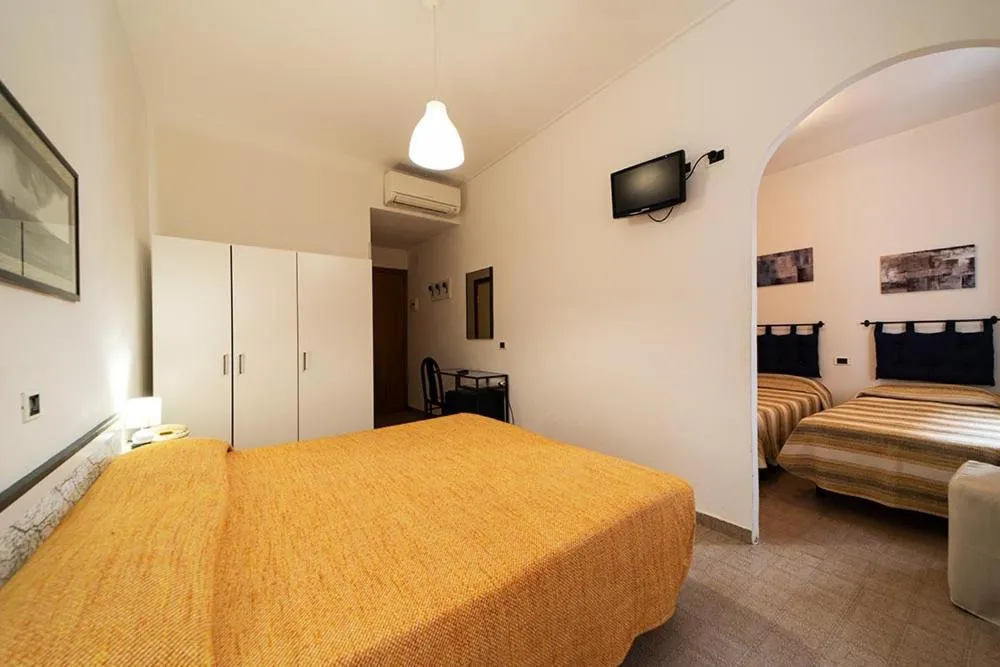 Photo of the whole room, Bed in Hotel Belmare