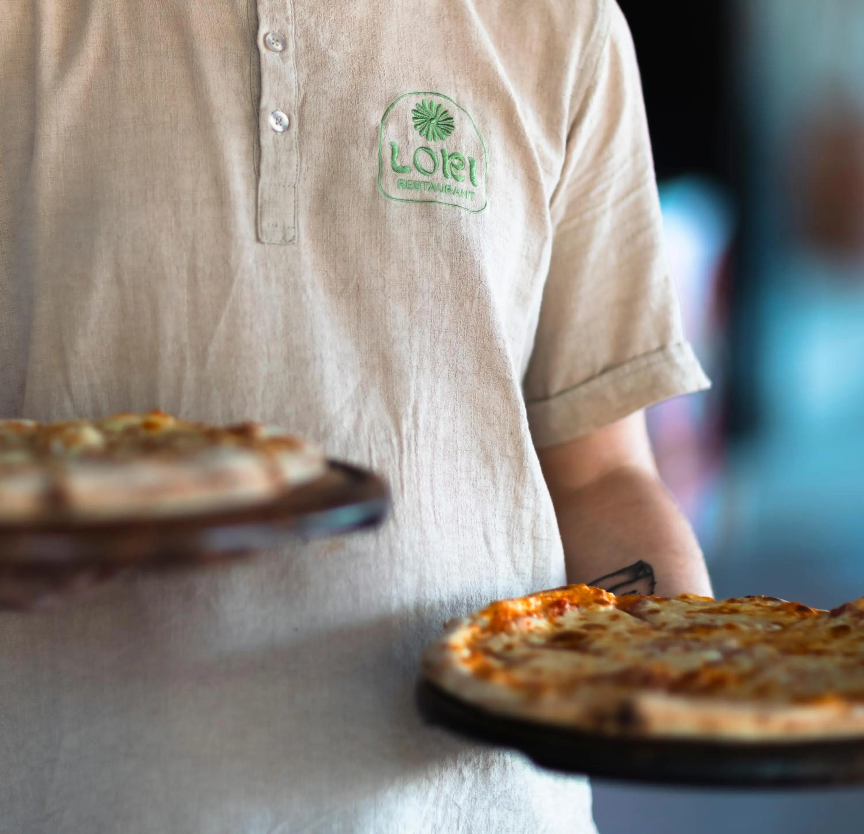 Restaurant/places to eat in Delight Hotel