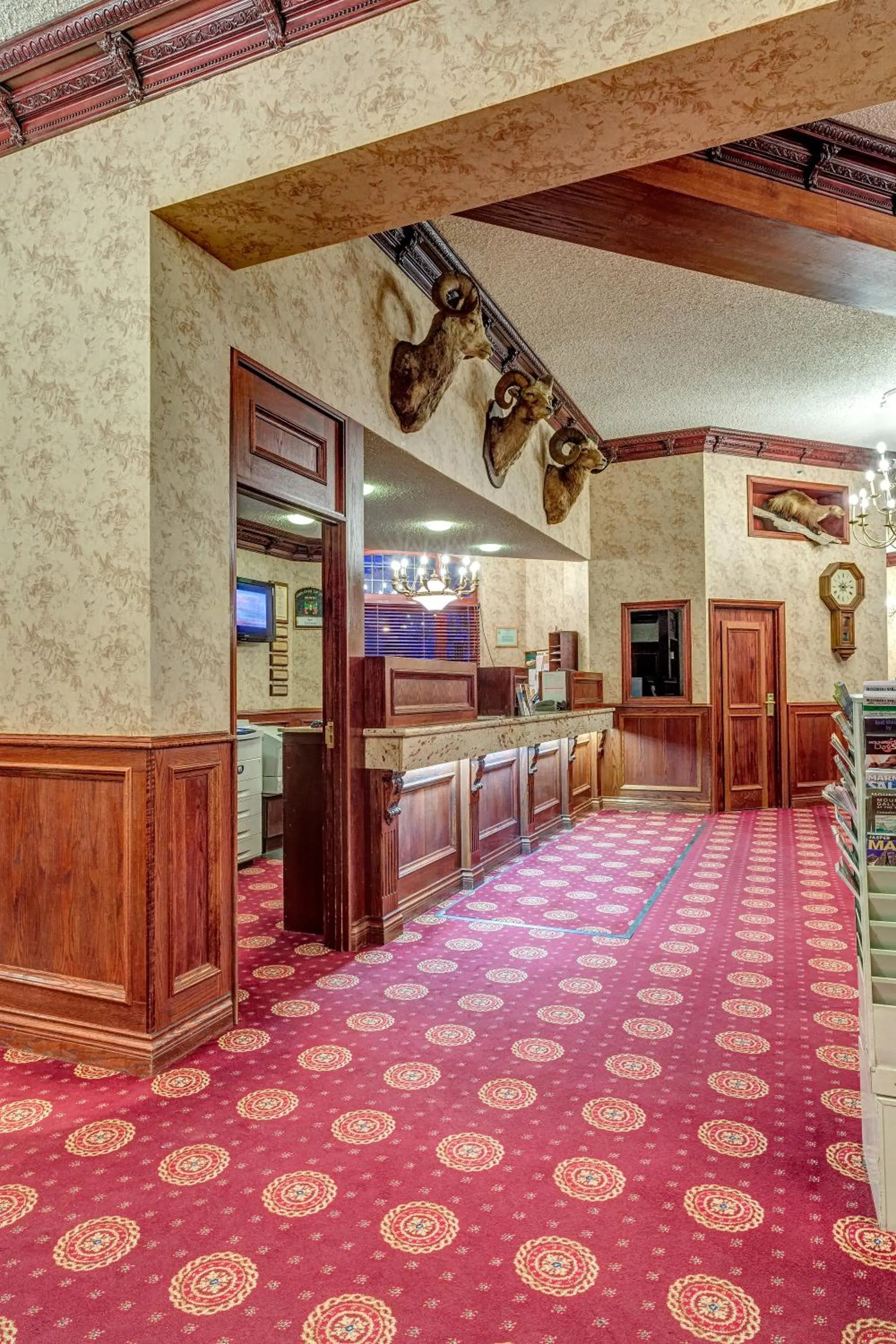 Lobby or reception in Athabasca Hotel