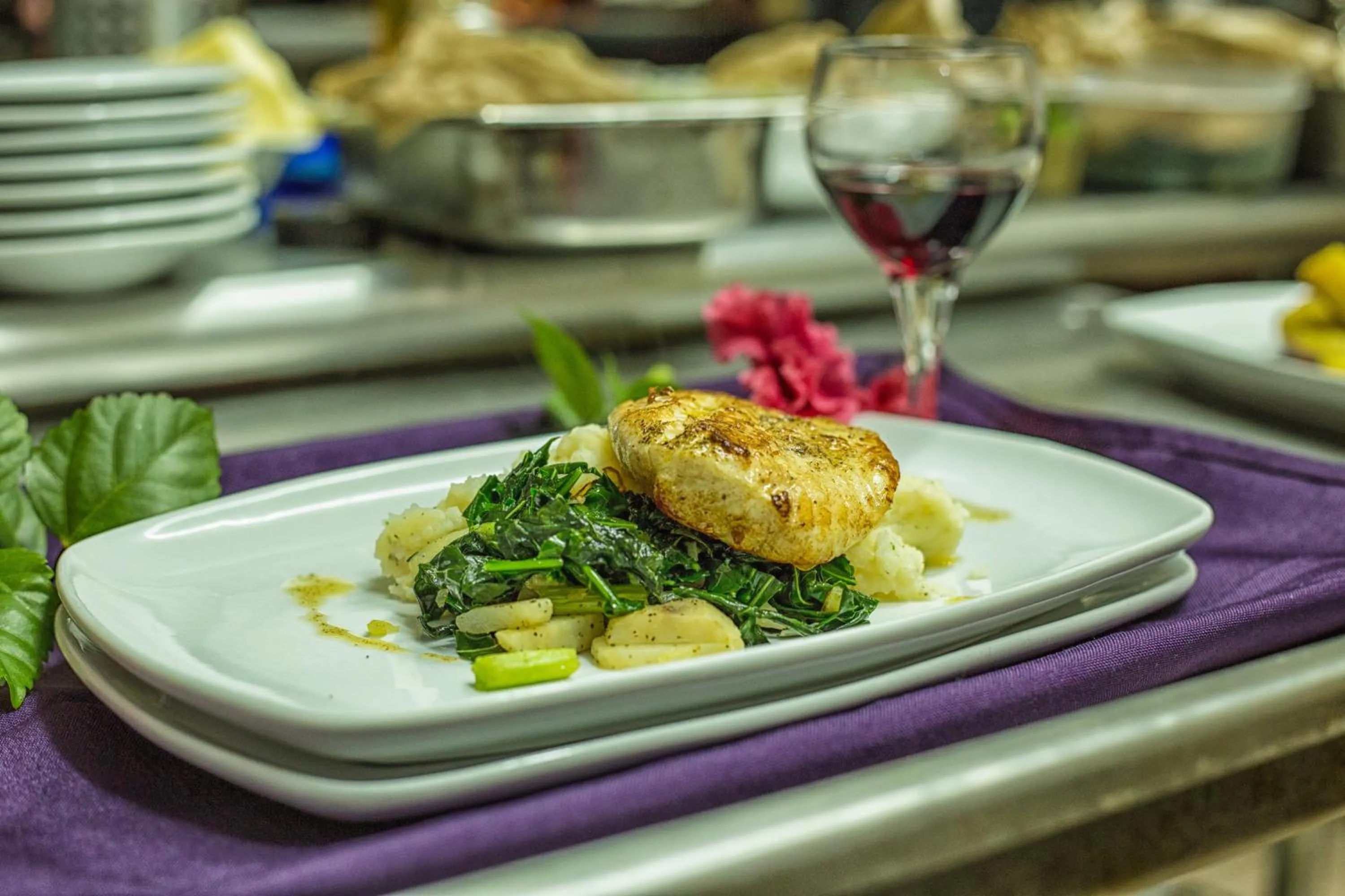 Restaurant/places to eat in Bocawina Rainforest Resort