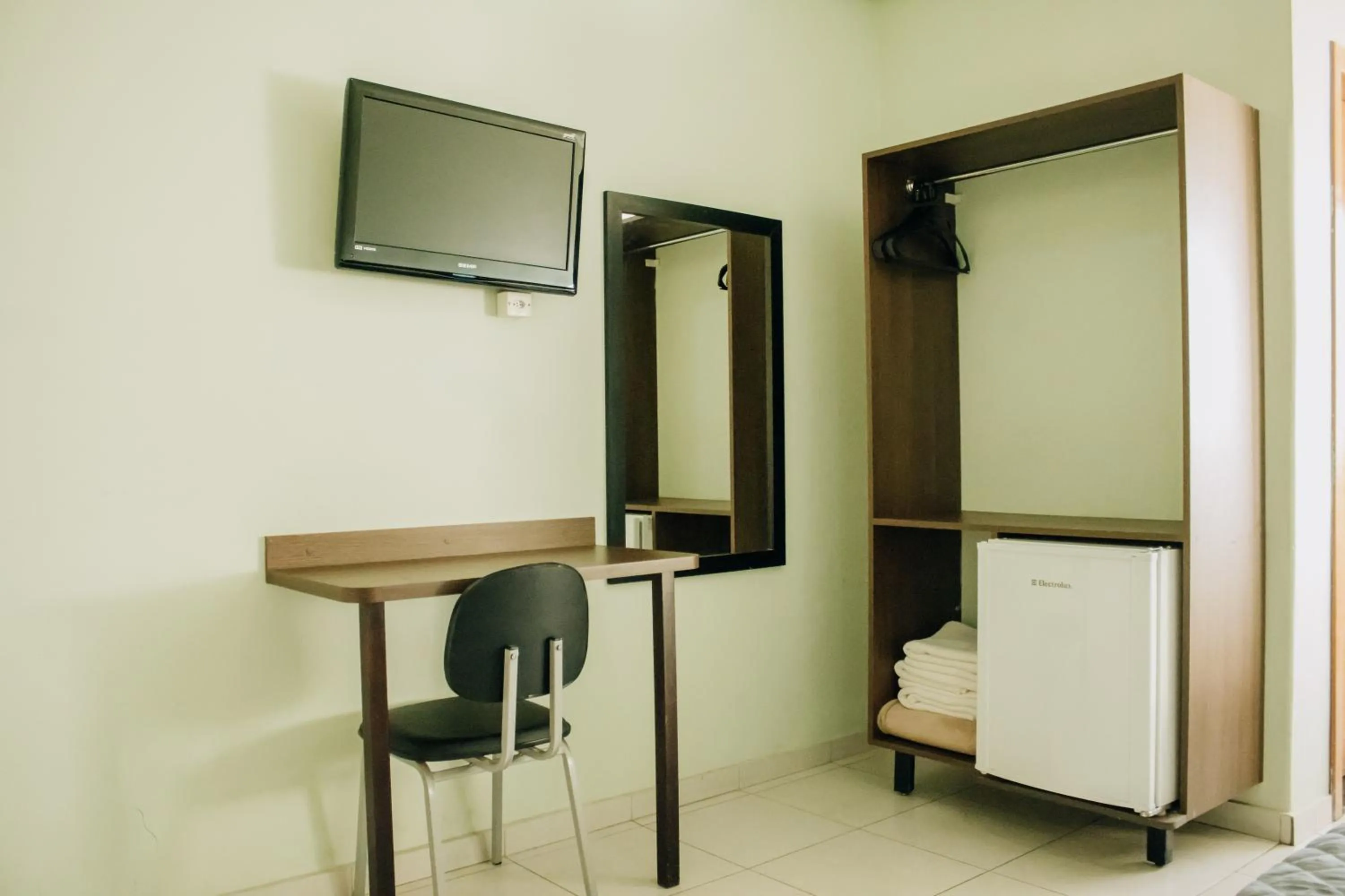 TV and multimedia in Trindade Plaza Hotel