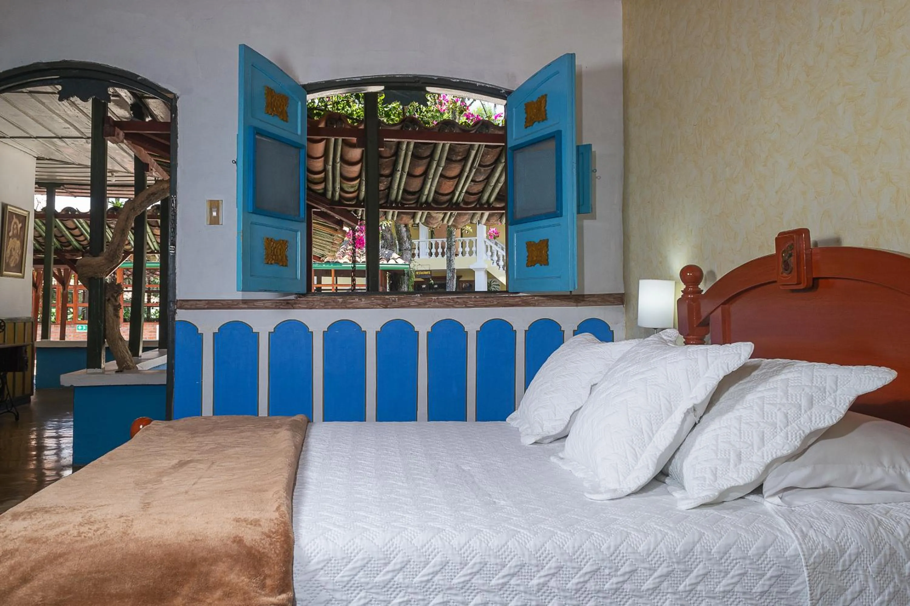 Bed in El Edén Country hotel y Club Residencial