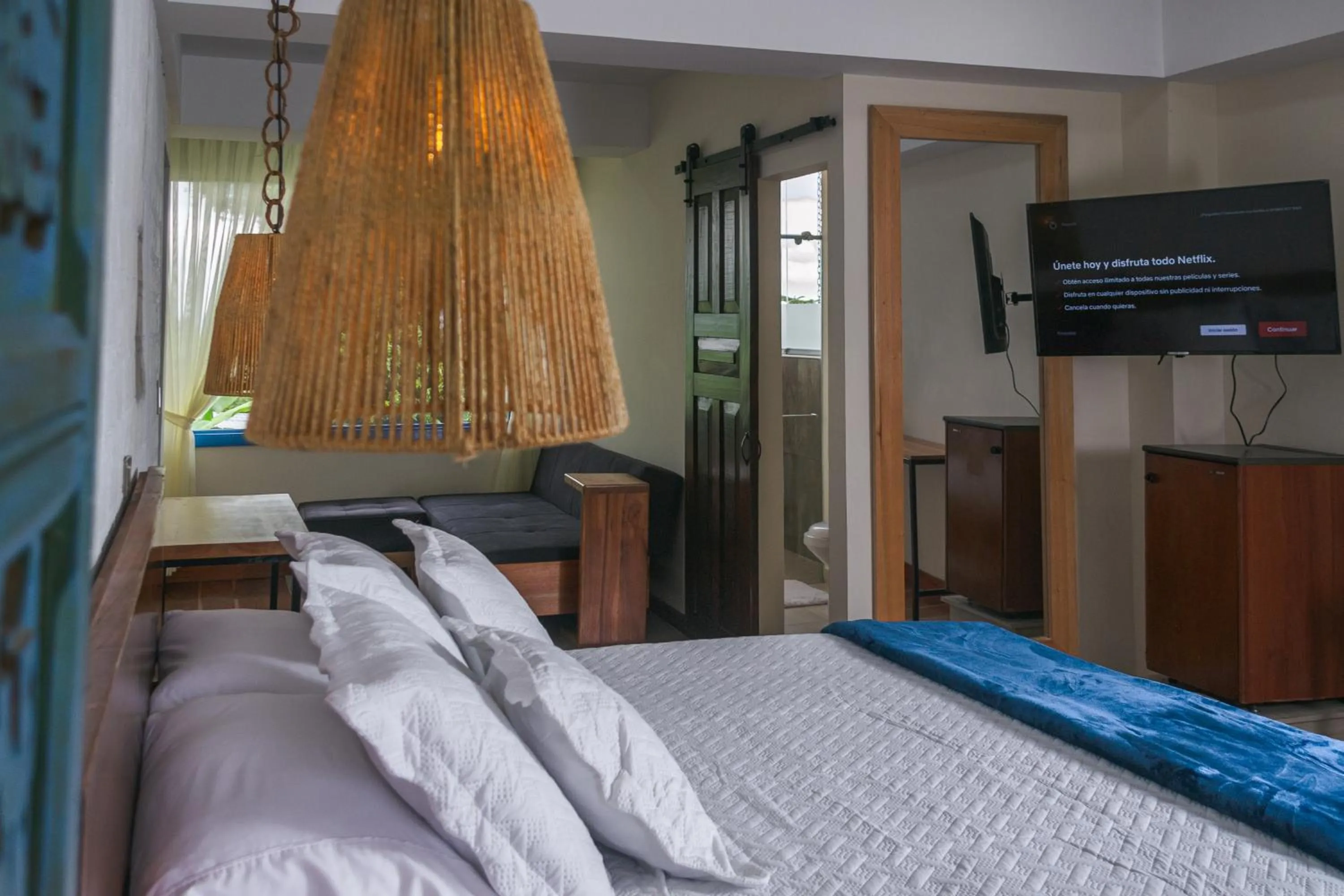 TV and multimedia, Bed in El Edén Country hotel y Club Residencial