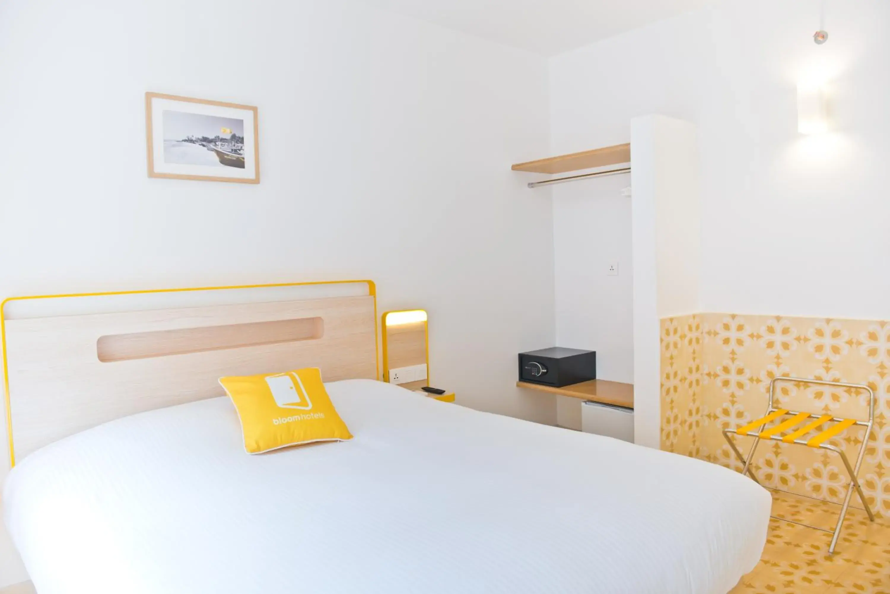 Value King Room in Bloomrooms Calangute Value King Room in Bloomrooms Calangute