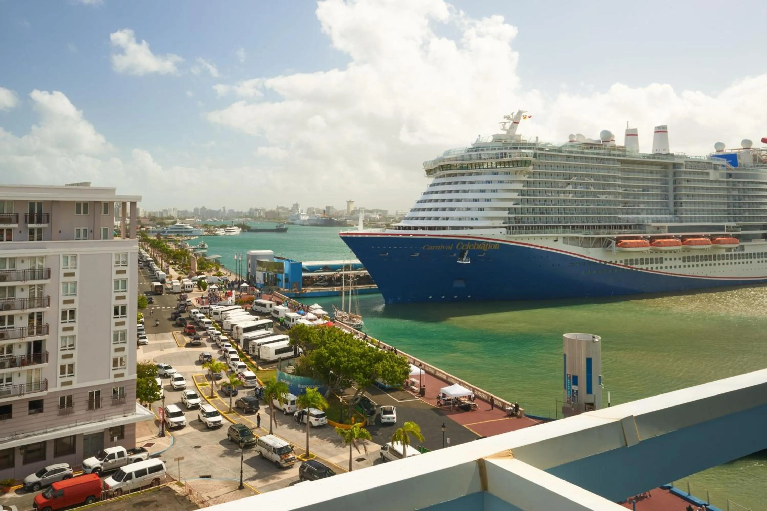 Bedroom in Hotel Rumbao, a Tribute Portfolio Hotel