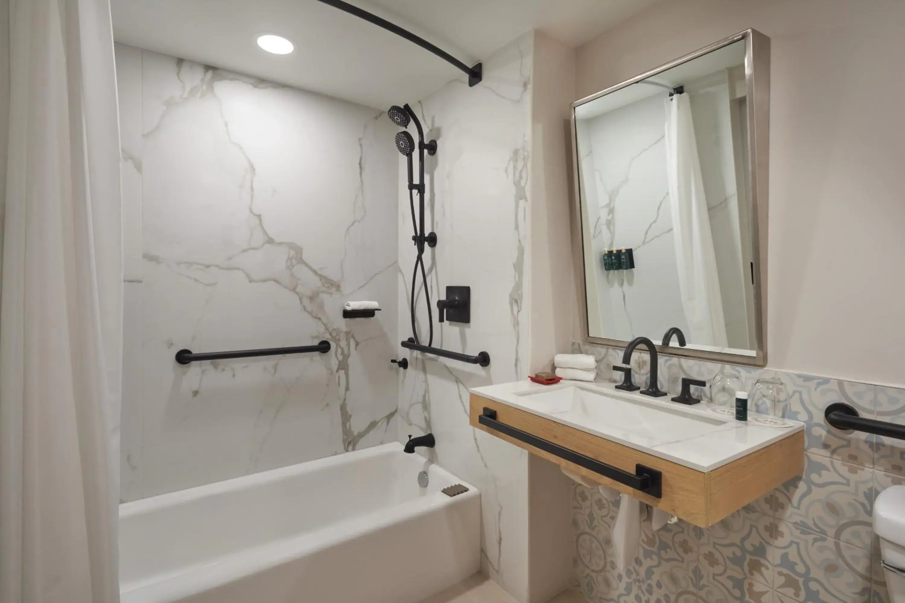 Deluxe Double Room with Two Double Beds in Hotel Rumbao, a Tribute Portfolio Hotel Deluxe Double Room with Two Double Beds in Hotel Rumbao, a Tribute Portfolio Hotel