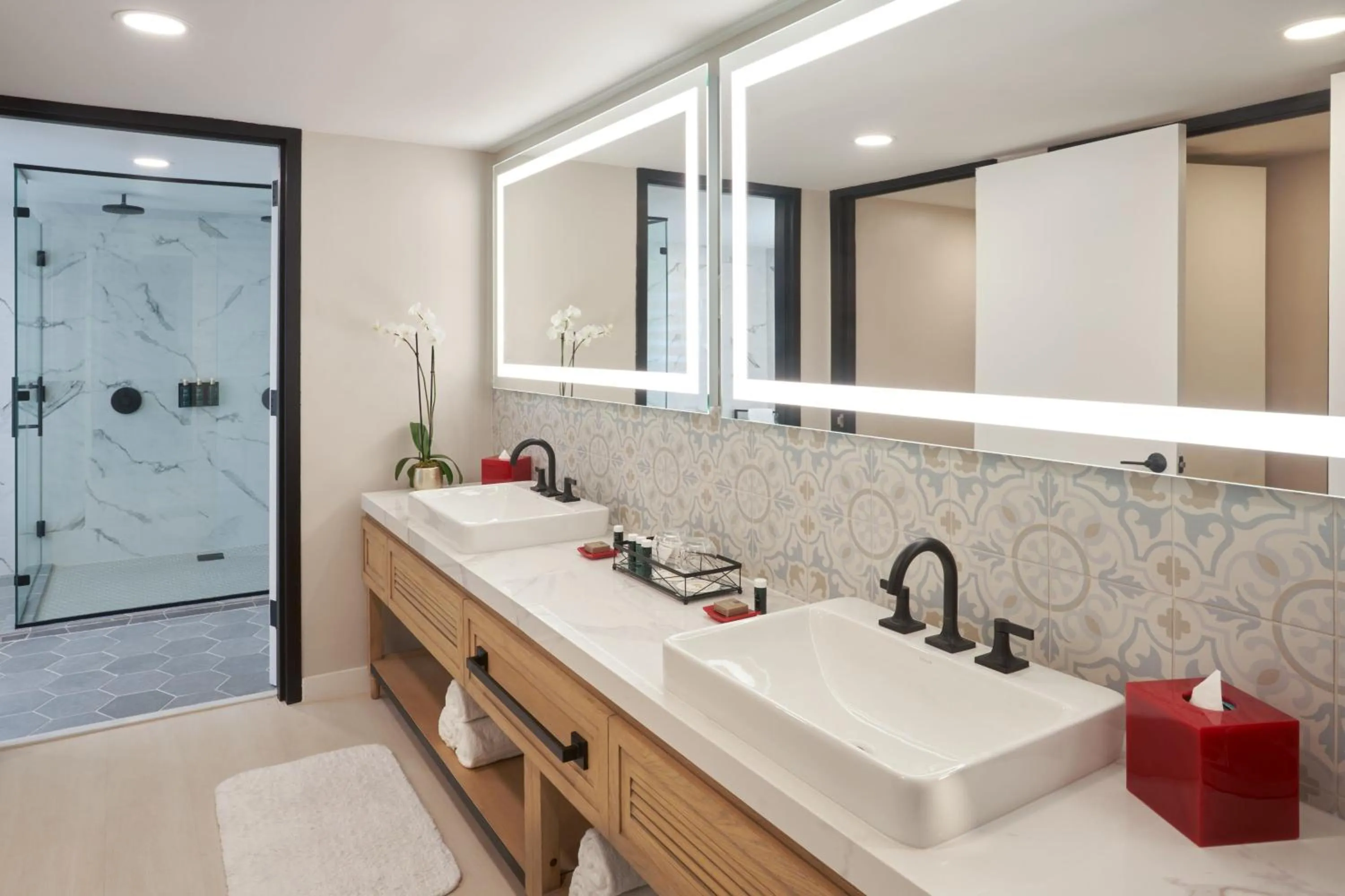 Bathroom in Hotel Rumbao, a Tribute Portfolio Hotel