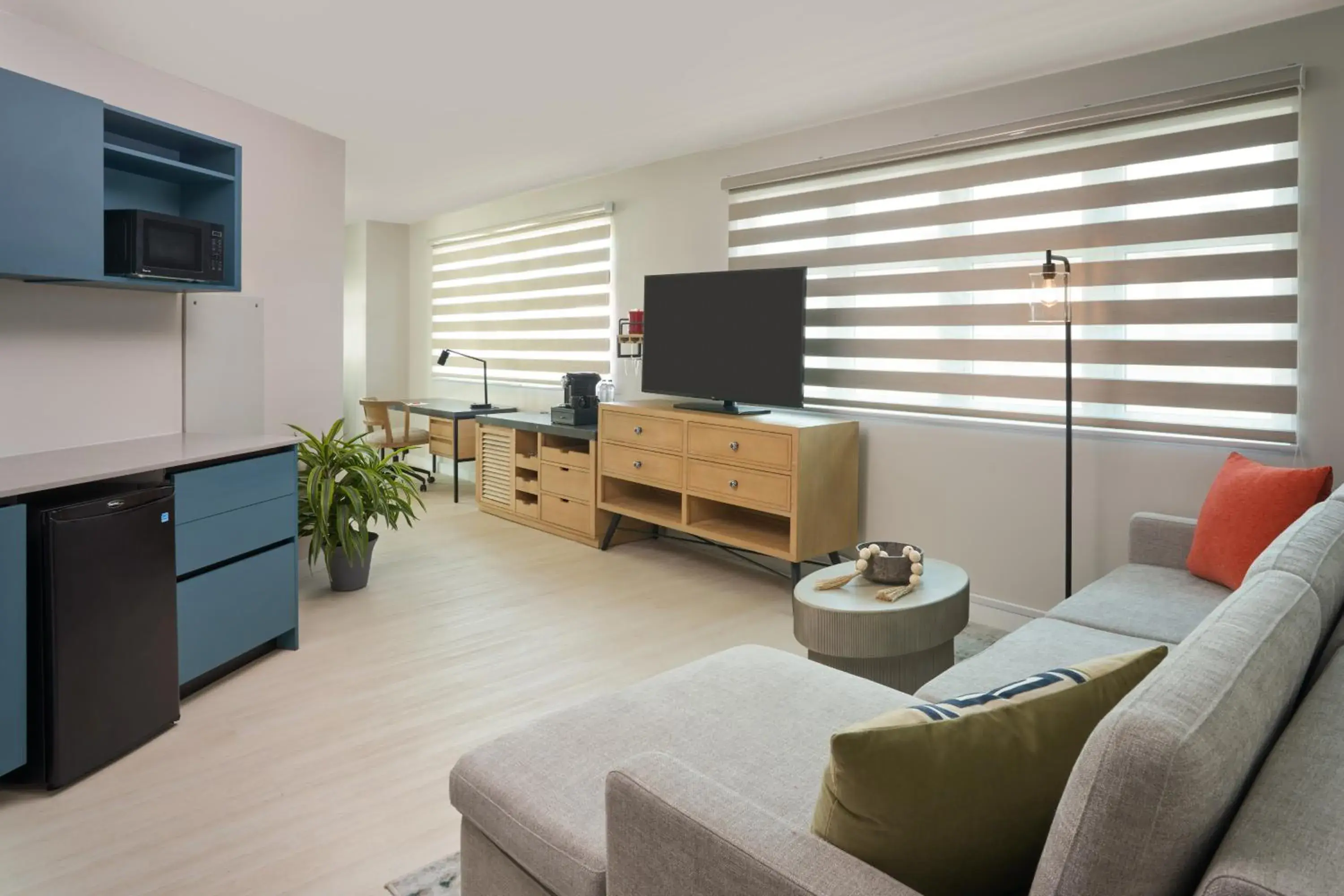 One-Bedroom Larger Suite in Hotel Rumbao, a Tribute Portfolio Hotel One-Bedroom Larger Suite in Hotel Rumbao, a Tribute Portfolio Hotel