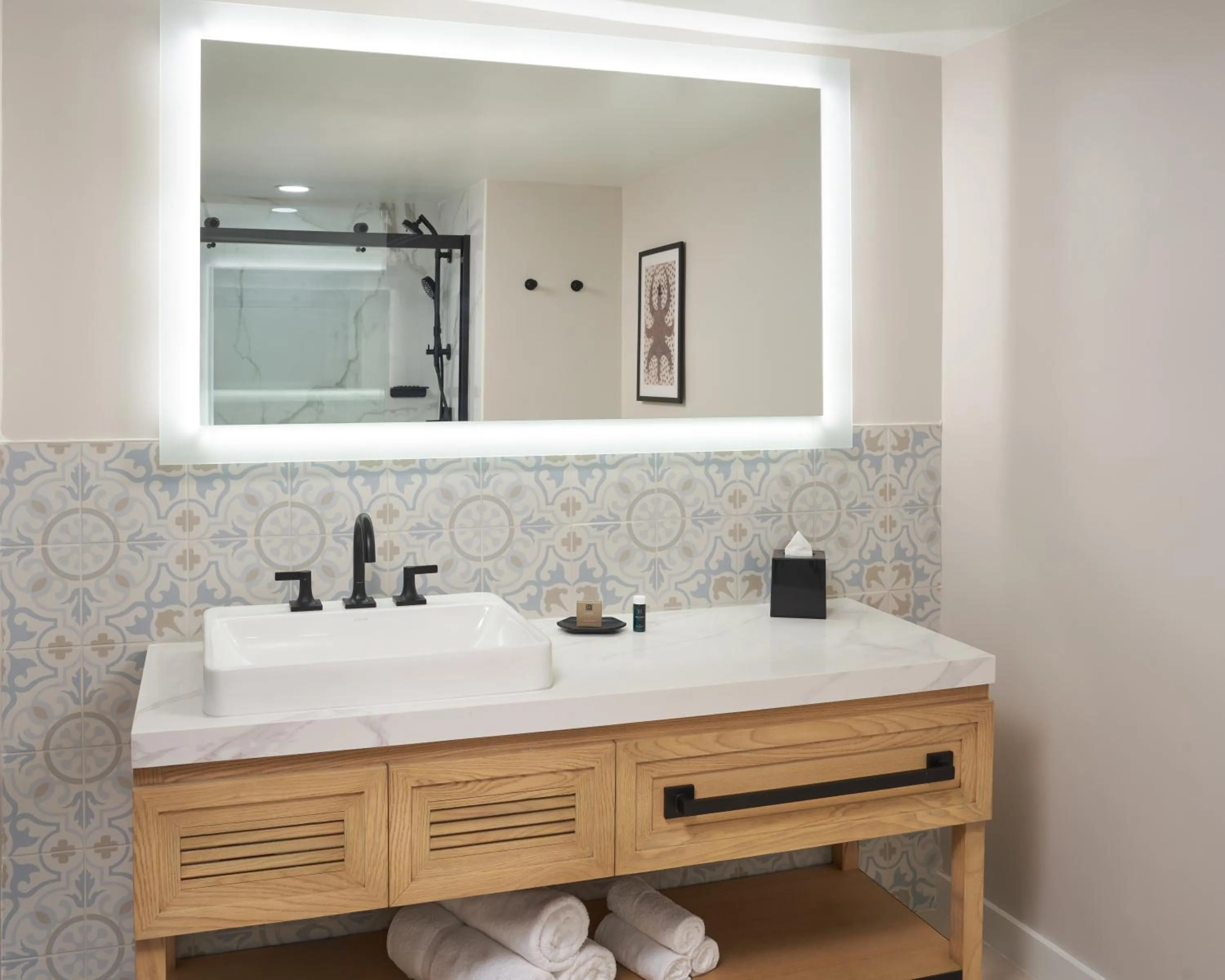 Public Bath in Hotel Rumbao, a Tribute Portfolio Hotel