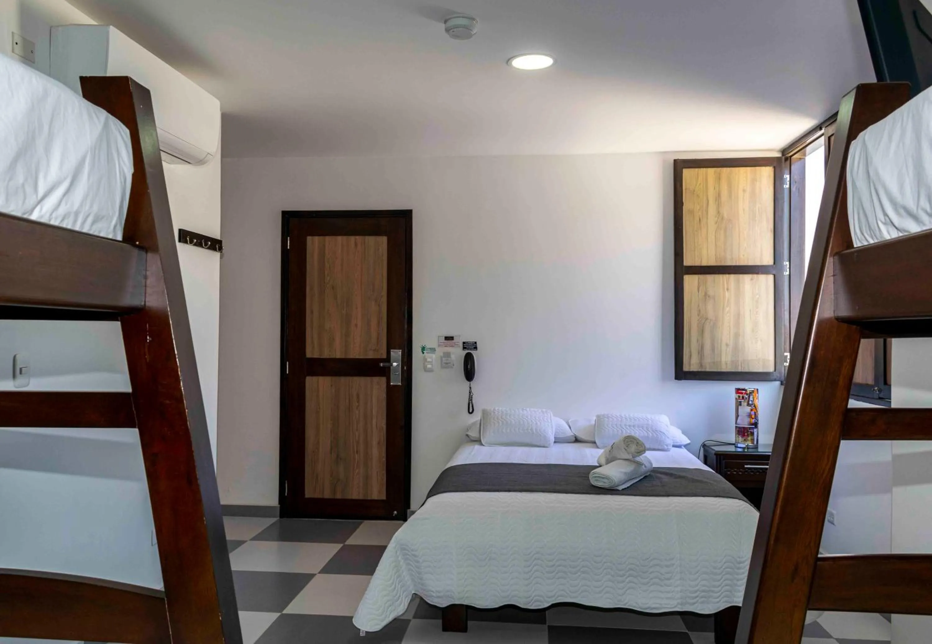 Bedroom, Bed in Hotel El Olimpo