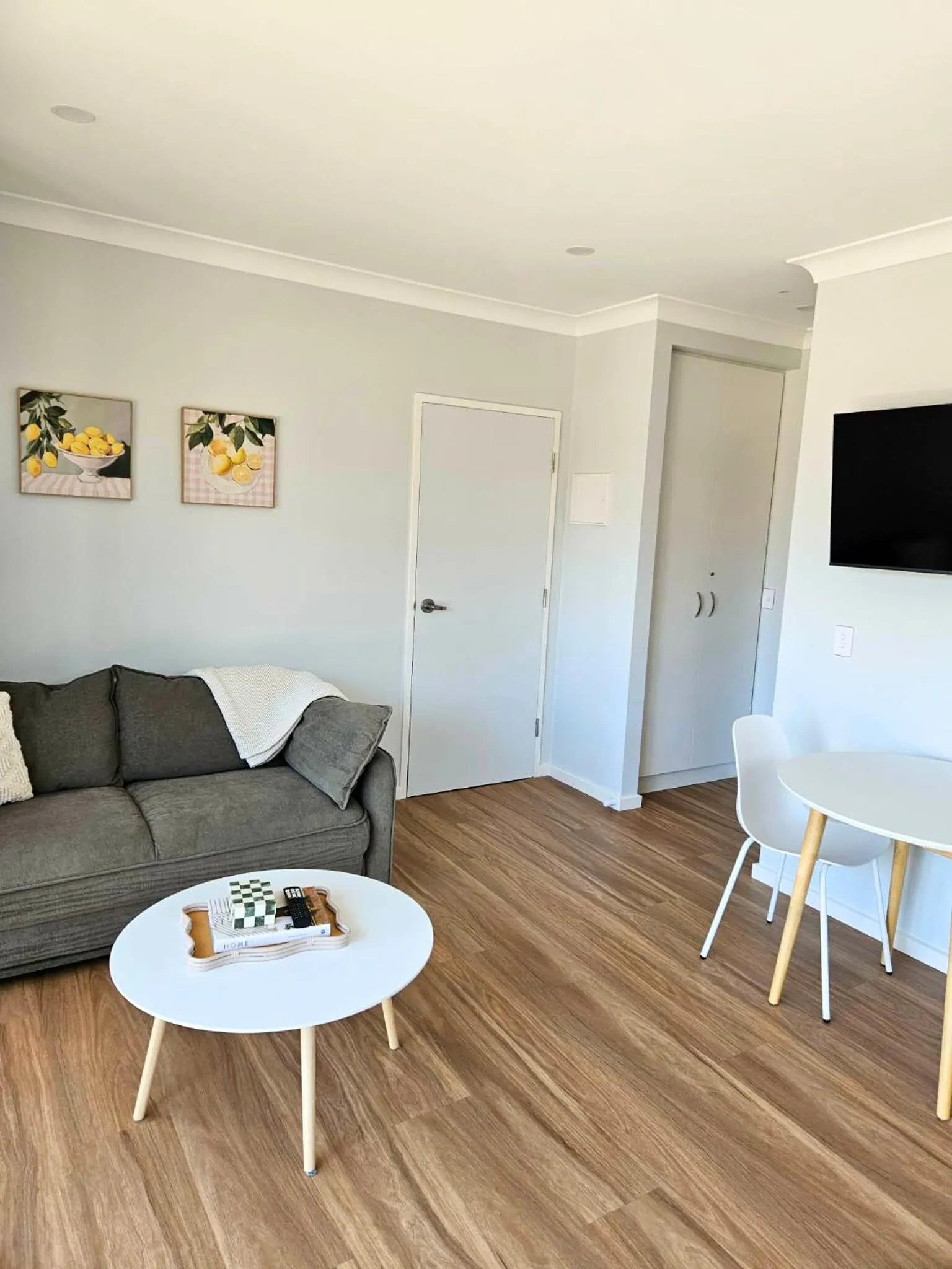 Parndana Hotel Cabins