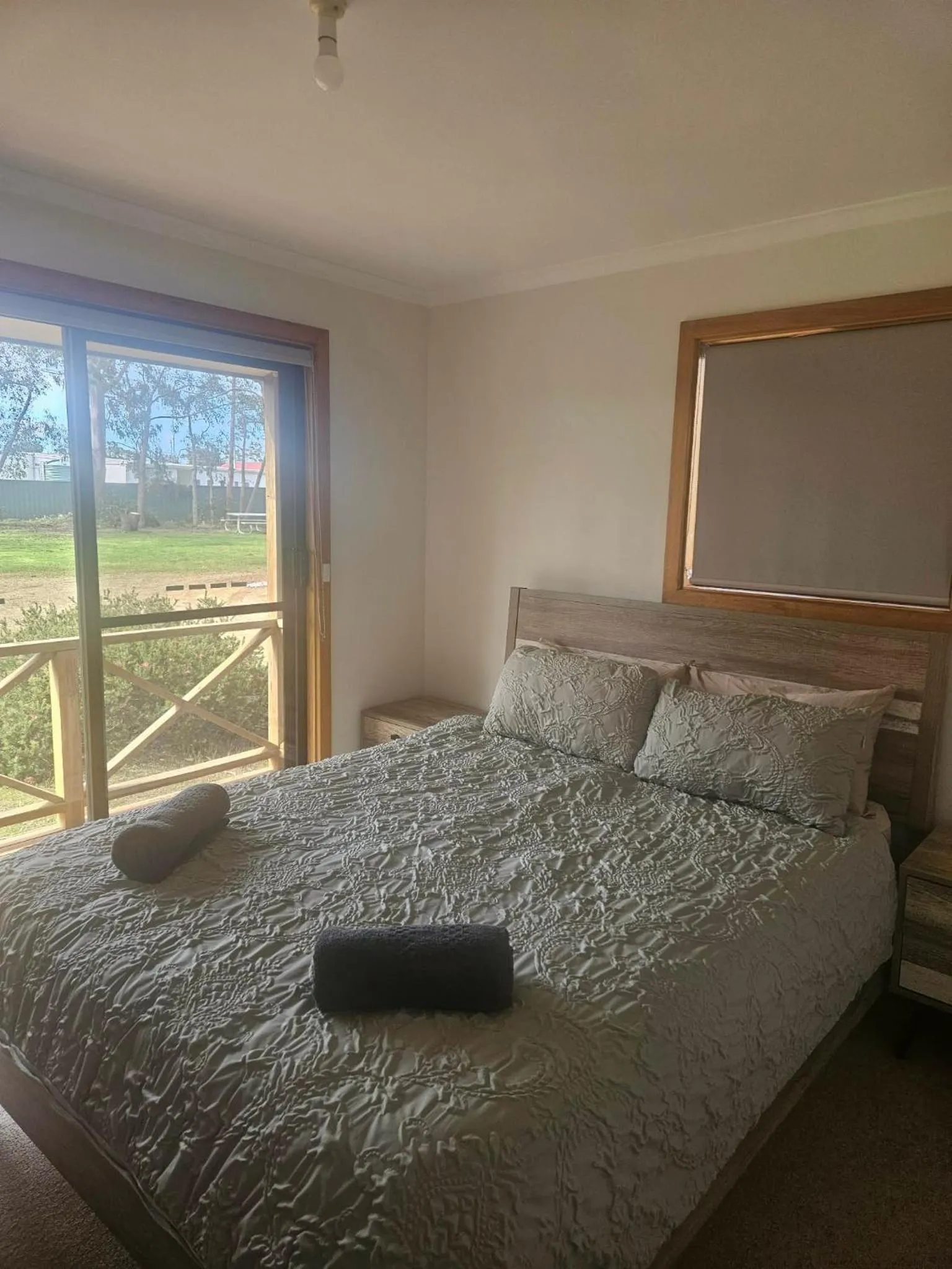 Bed in Parndana Hotel Cabins