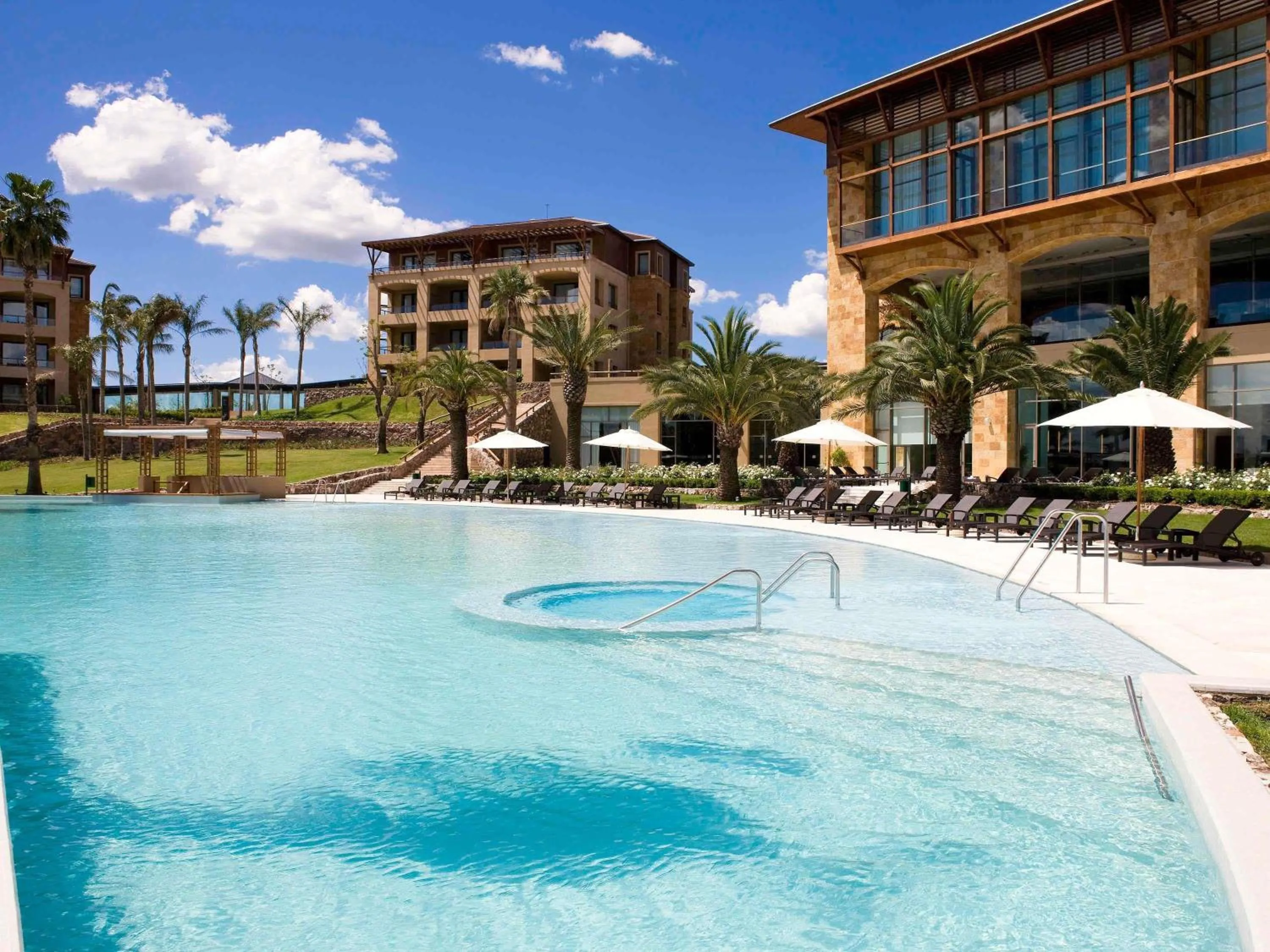 Lounge or bar in Sofitel La Reserva Cardales