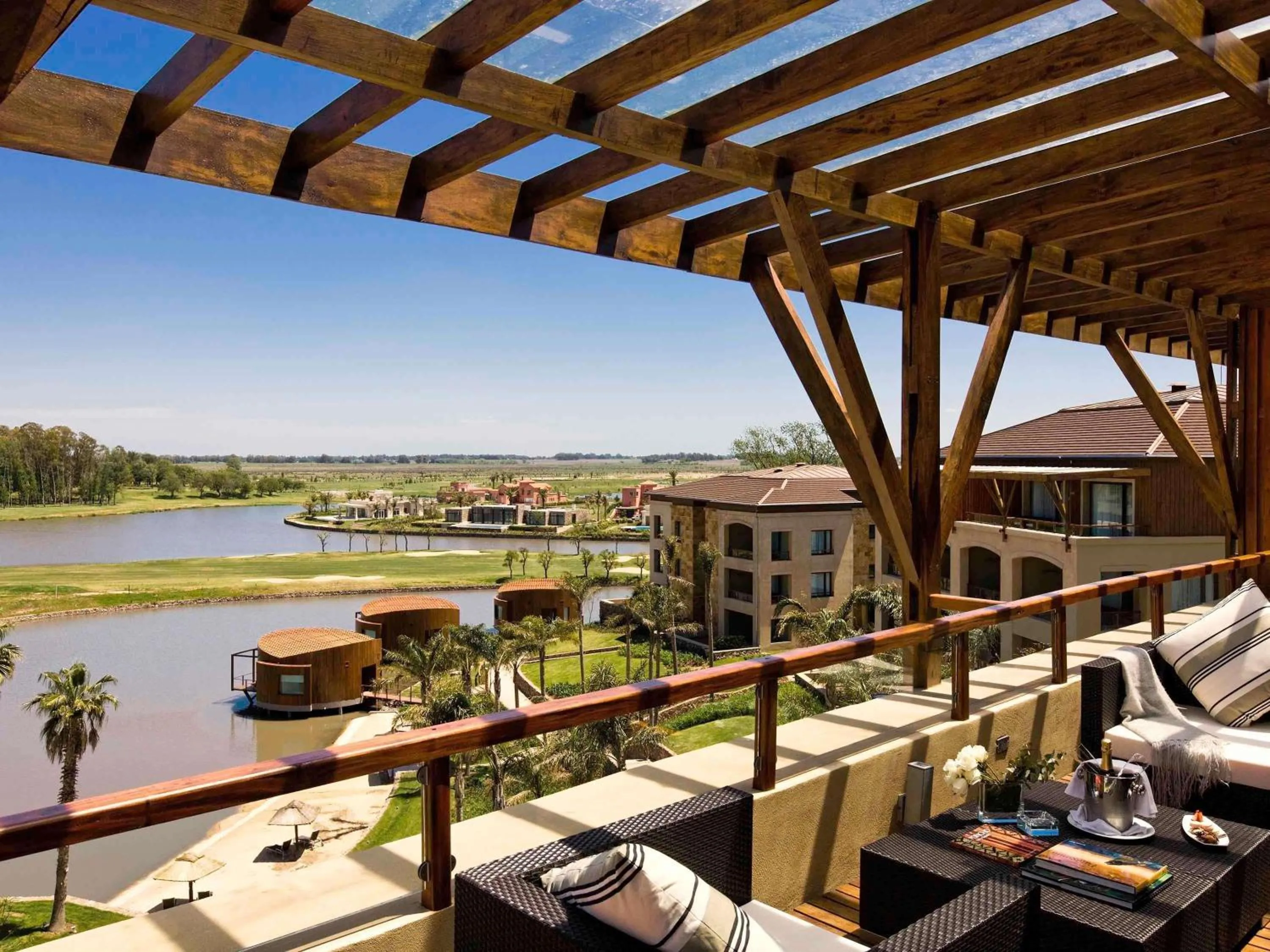 Photo of the whole room in Sofitel La Reserva Cardales