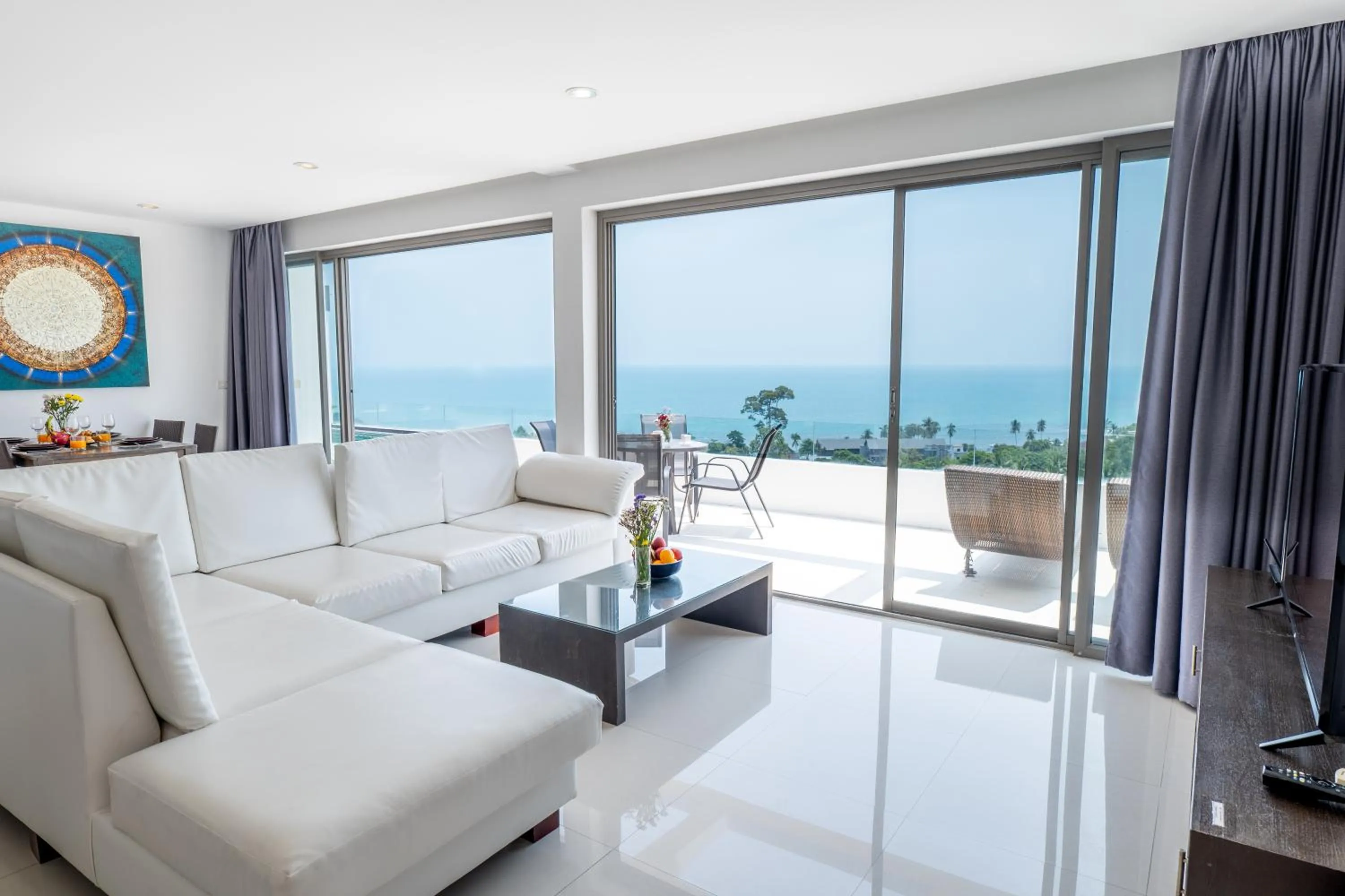 Tropical Sea View Residence