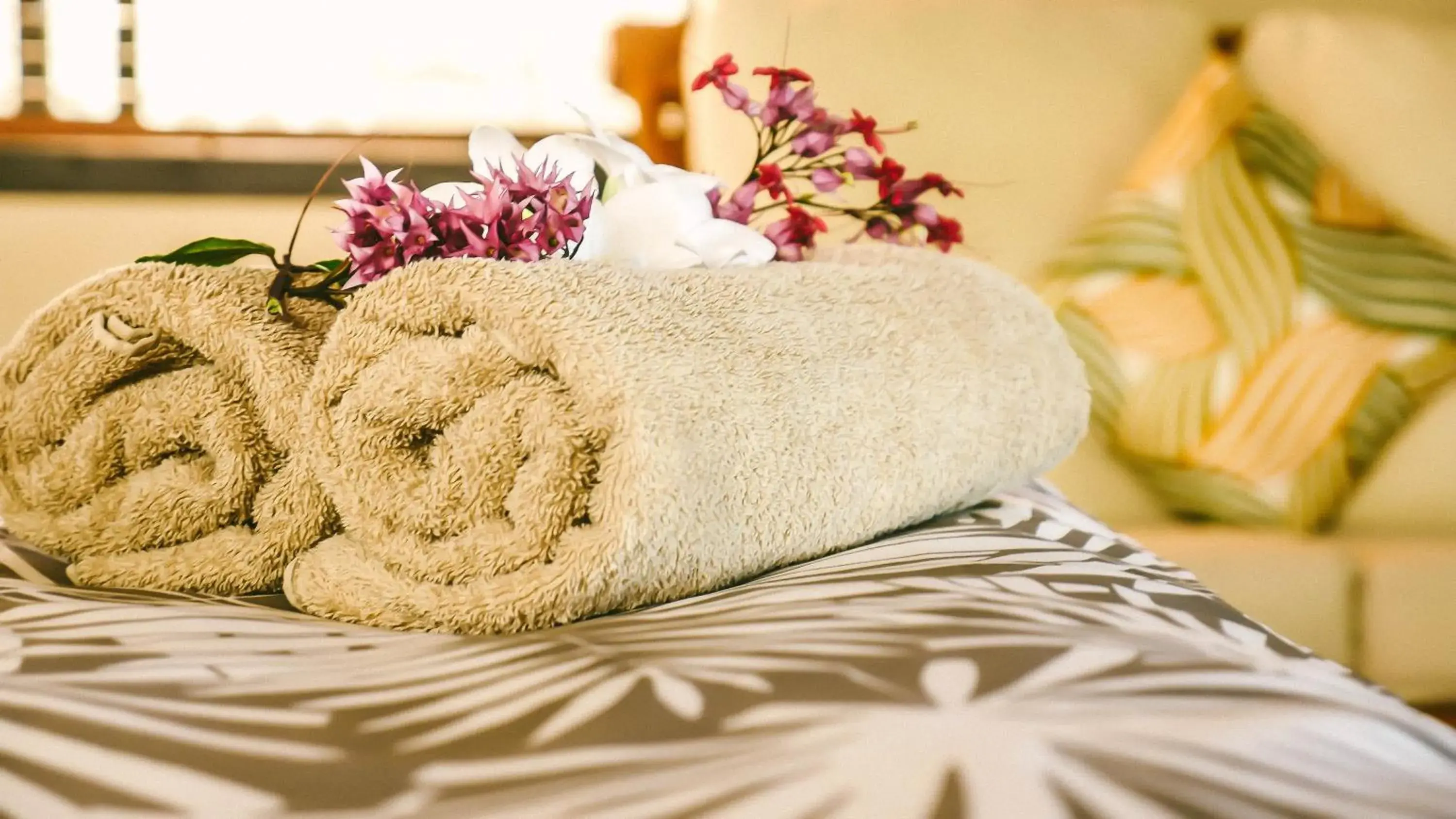 Day, Bed in Muri Beach Resort Day, Bed in Muri Beach Resort