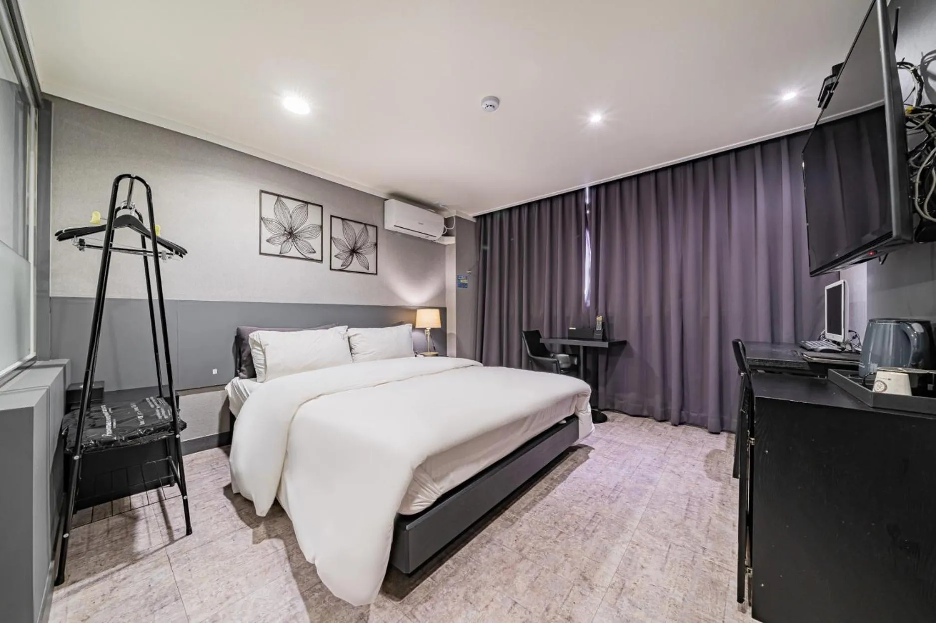 Bed in Pyeongtaek Stay Tourist Hotel