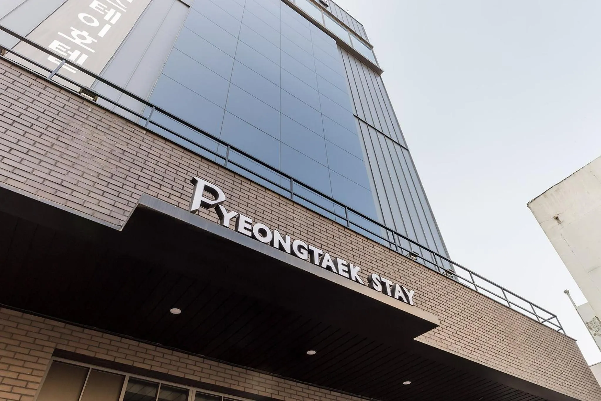 Property building in Pyeongtaek Stay Tourist Hotel