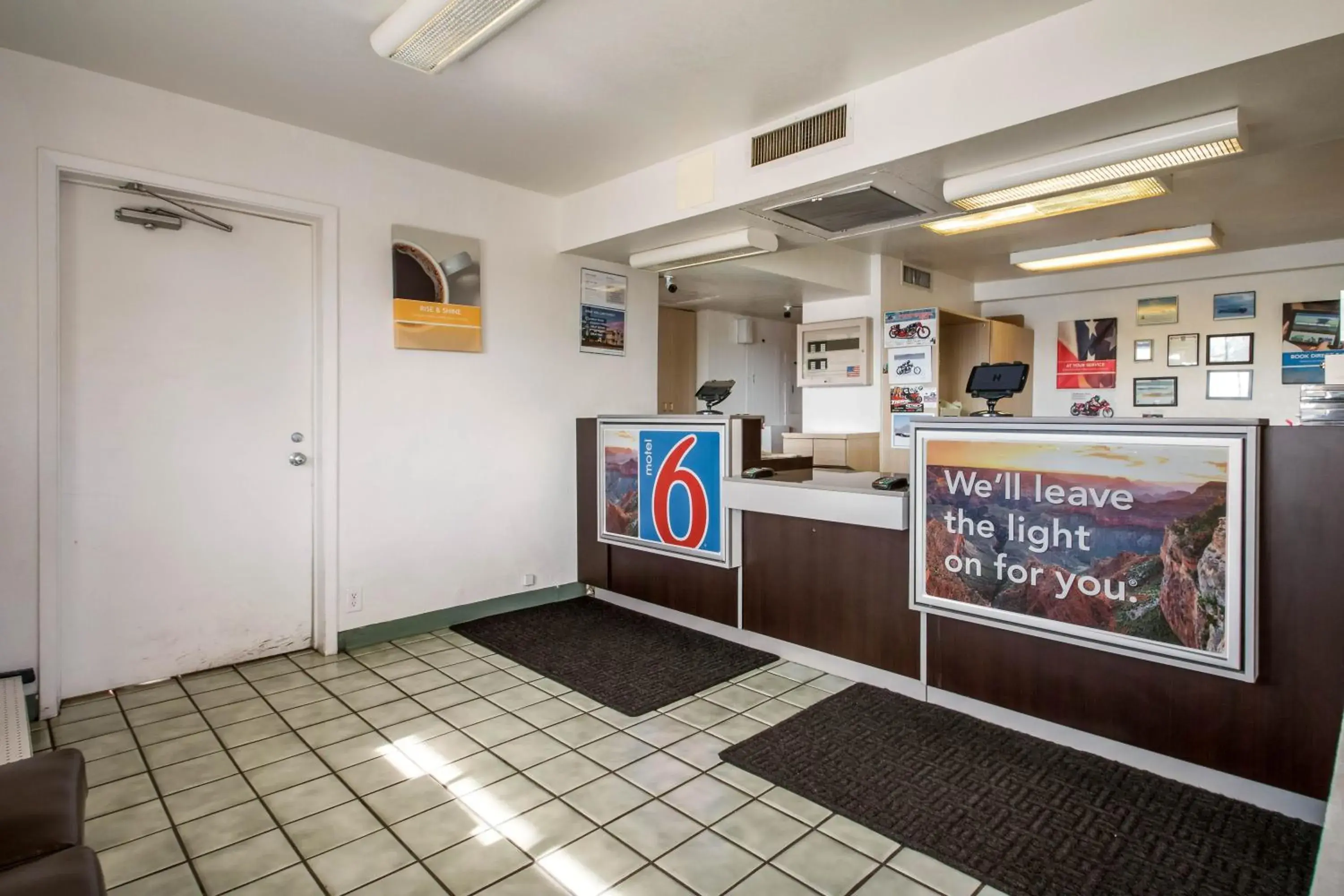 Lobby or reception in Motel 6 Wendover Lobby or reception in Motel 6 Wendover