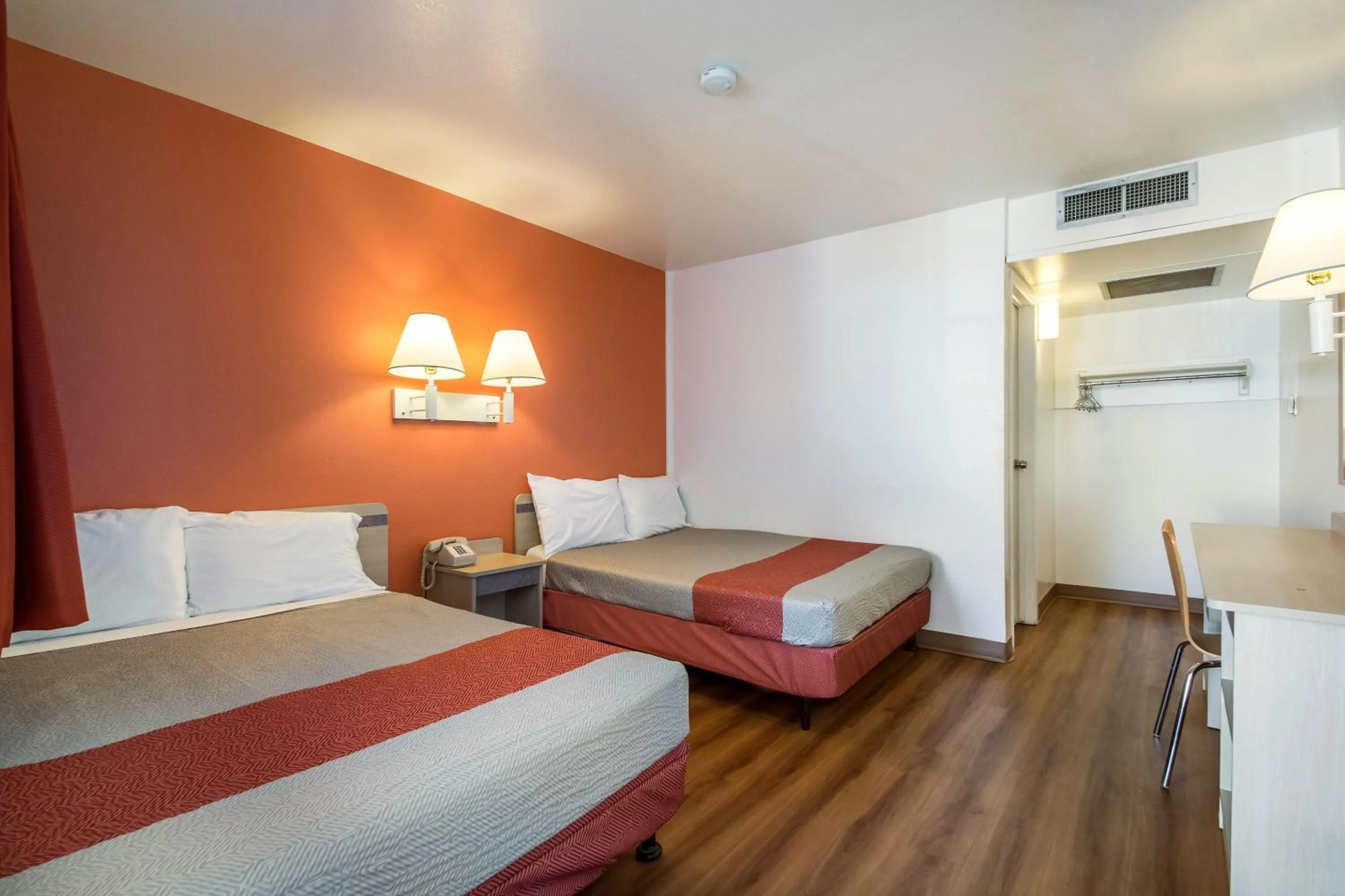 Bed in Motel 6 Wendover