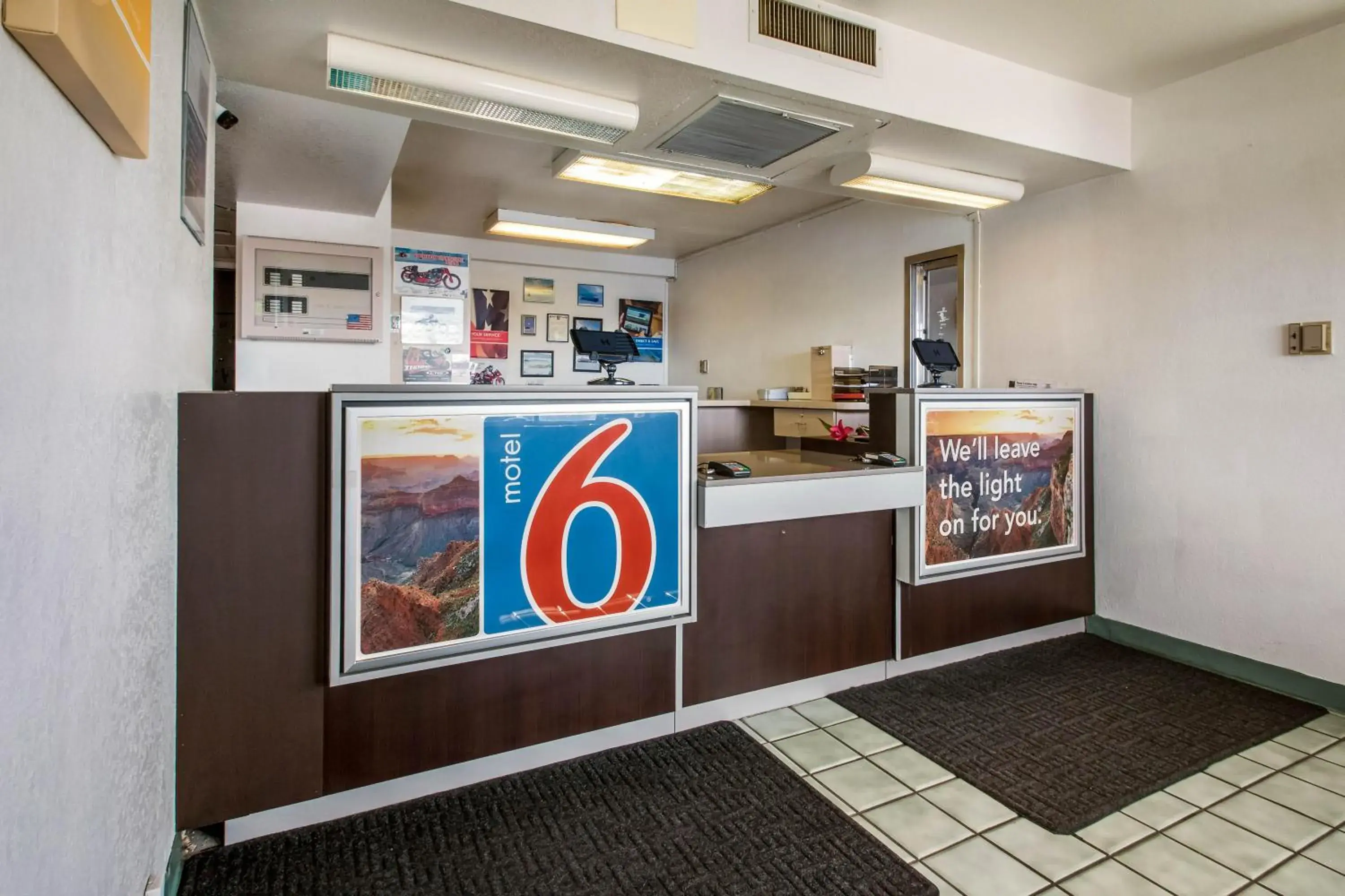 Lobby or reception in Motel 6 Wendover Lobby or reception in Motel 6 Wendover