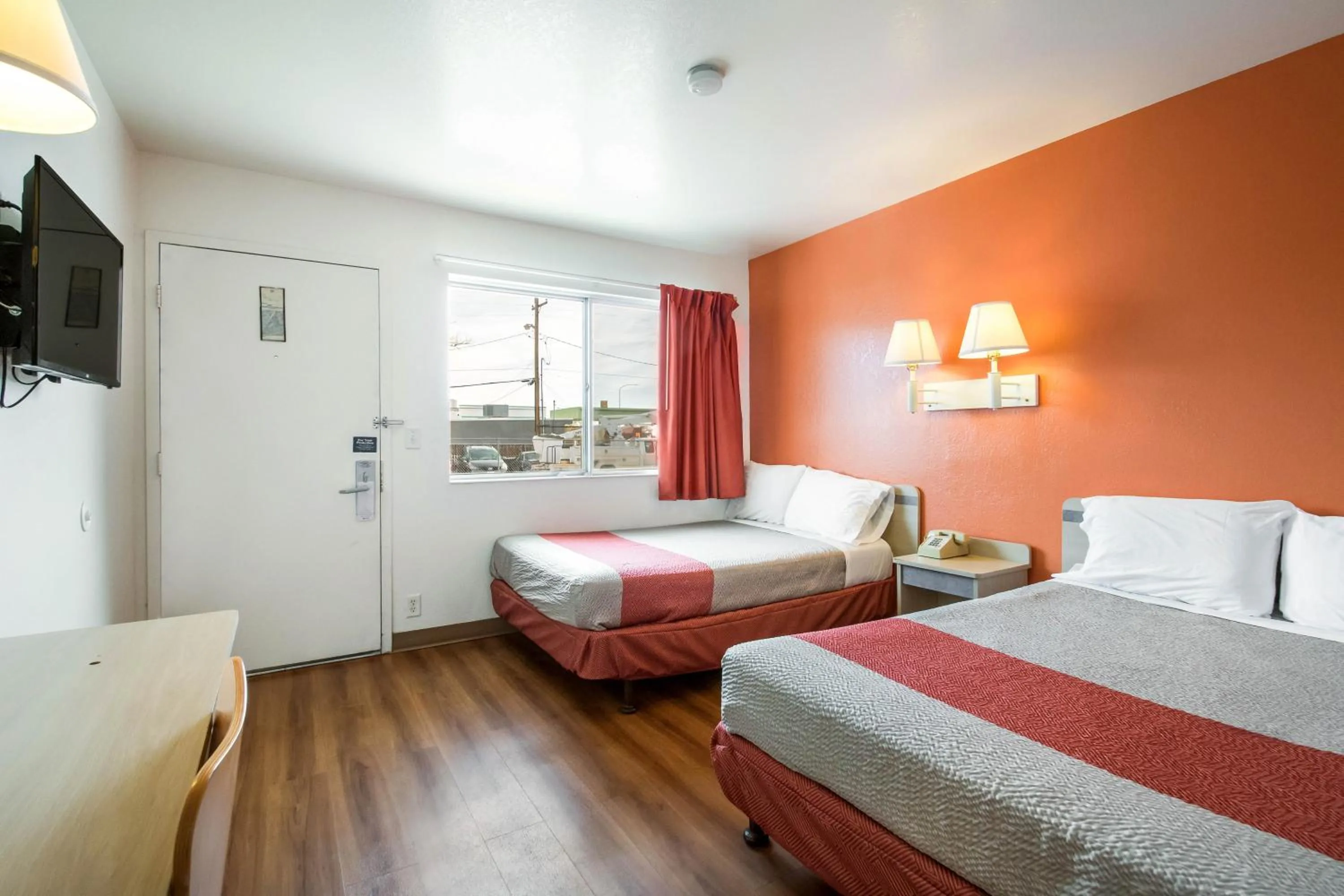 Bed in Motel 6 Wendover