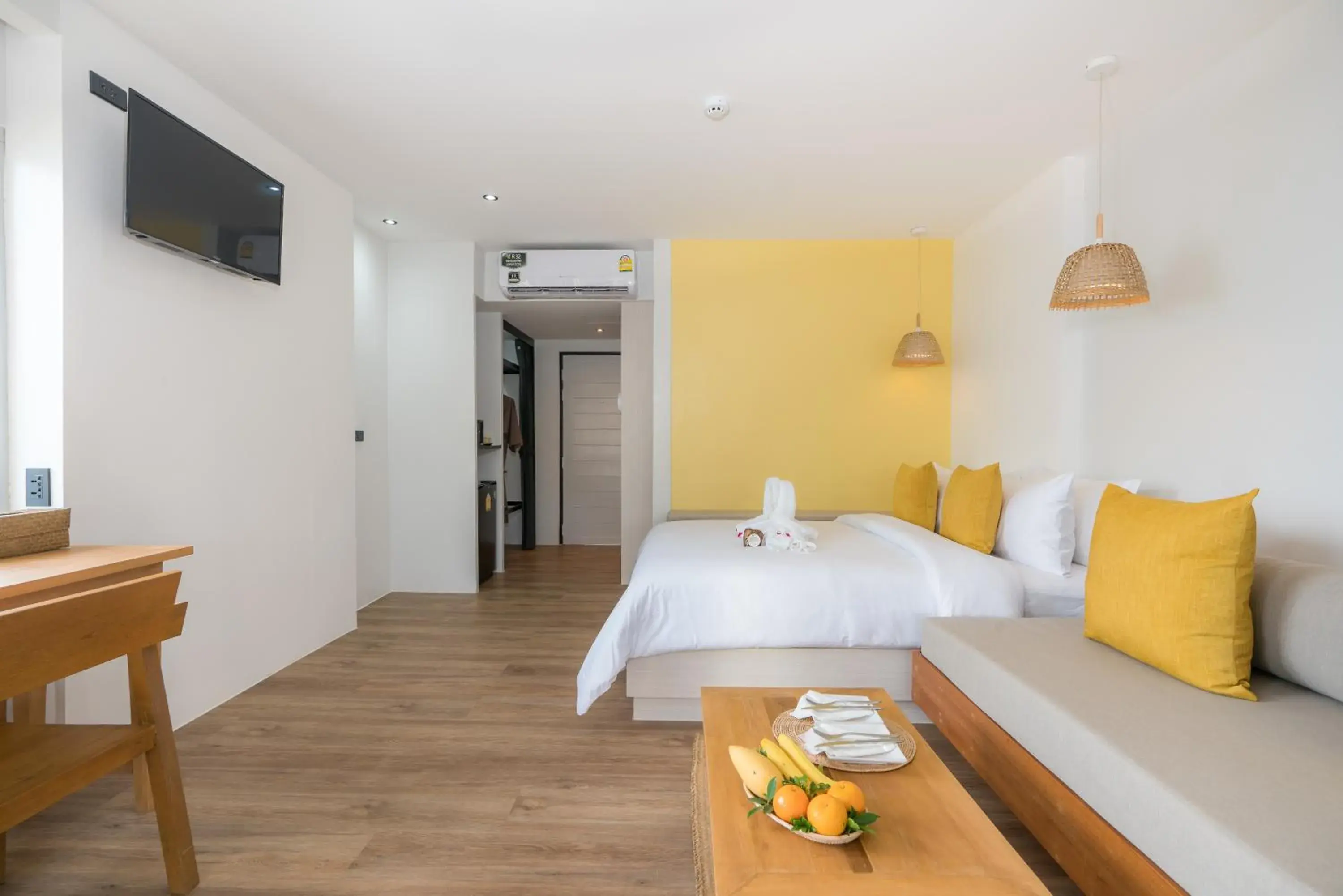 Bed in Princess Paradise Koh Phangan Bed in Princess Paradise Koh Phangan