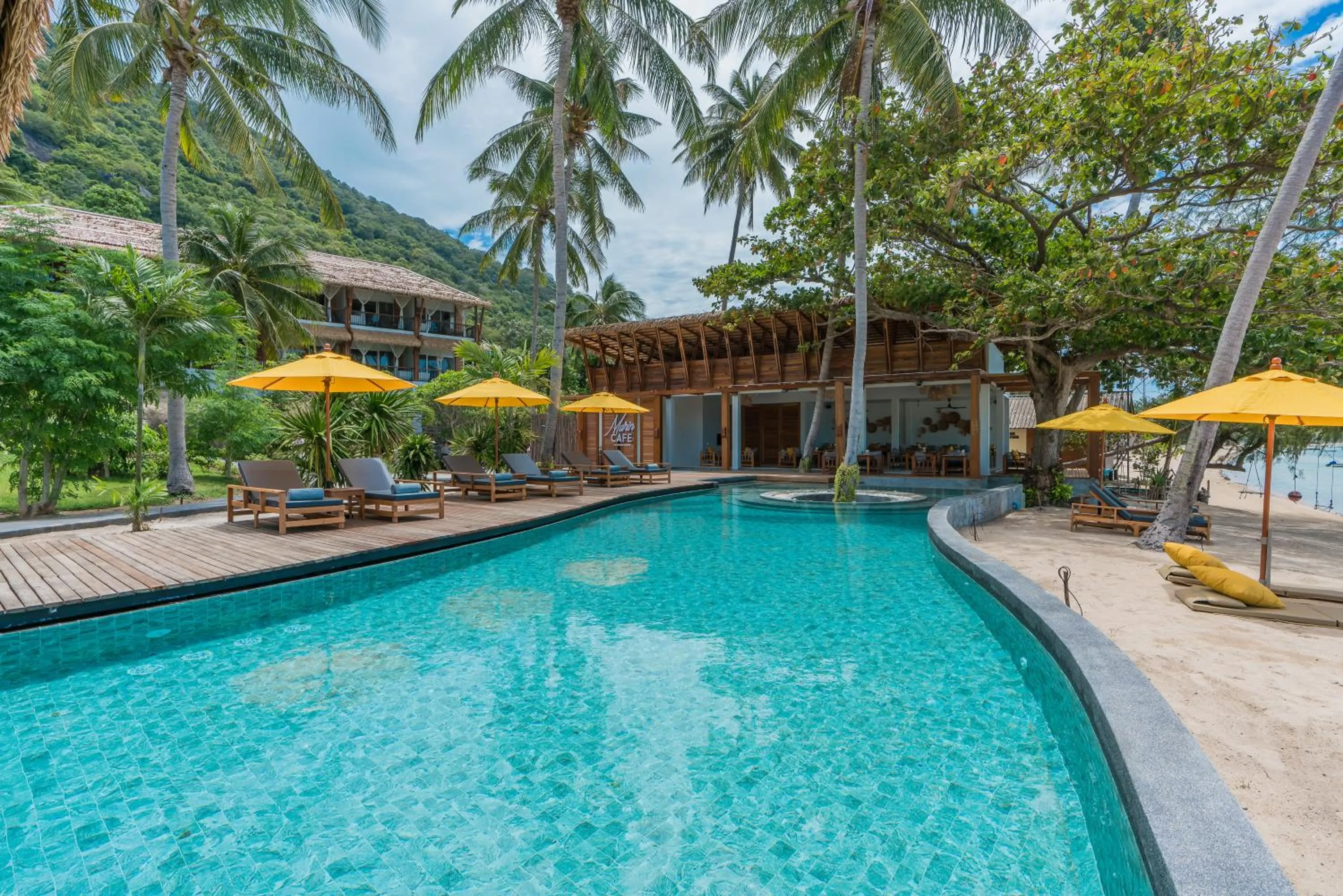 Swimming pool in Princess Paradise Koh Phangan