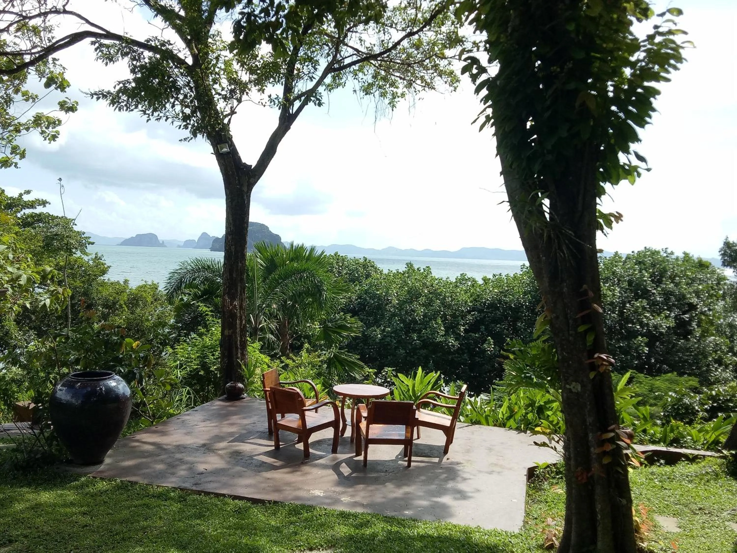 Property building in Le Passe-Temps