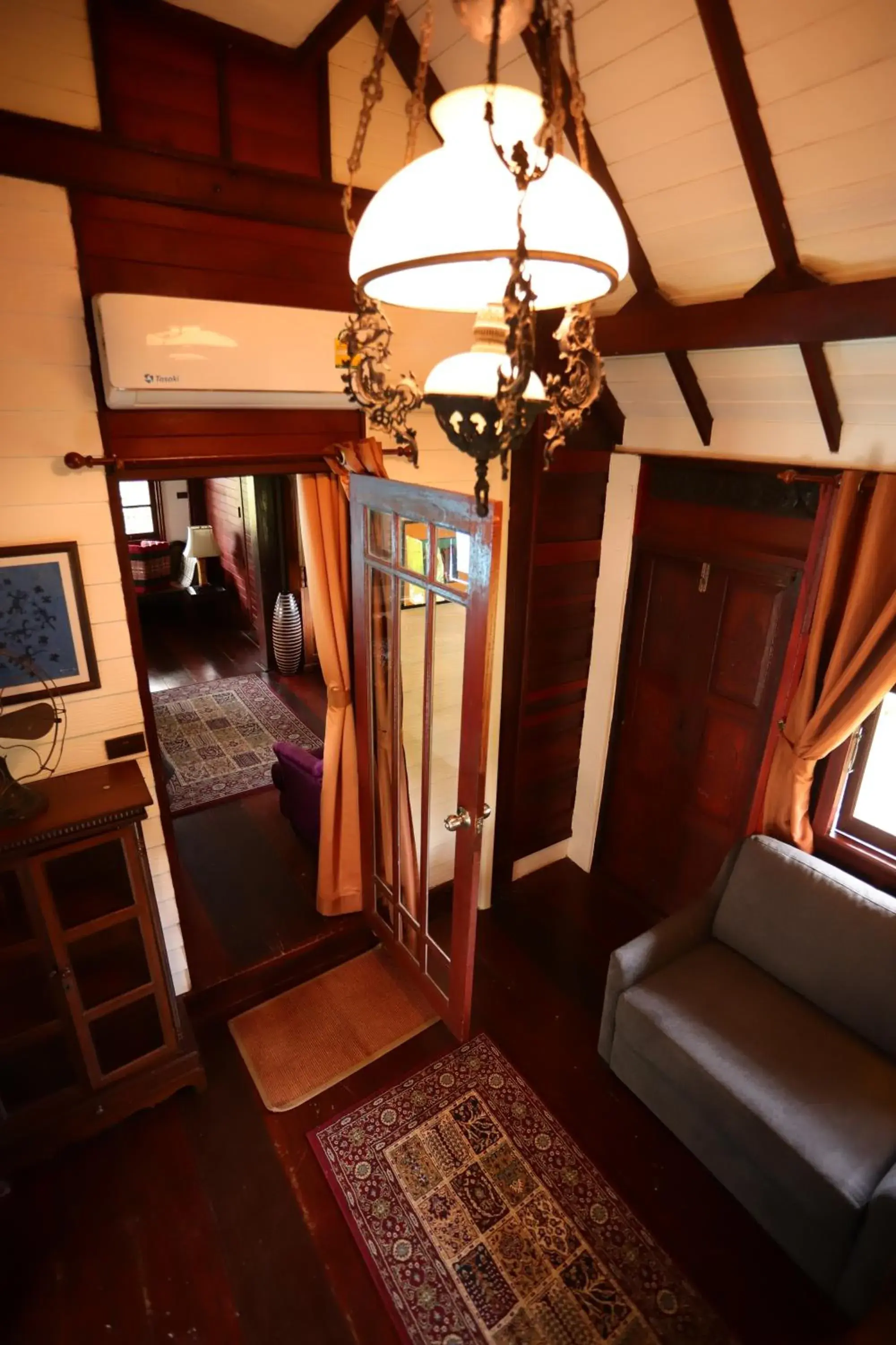 Facade/entrance in Le Passe-Temps Facade/entrance in Le Passe-Temps