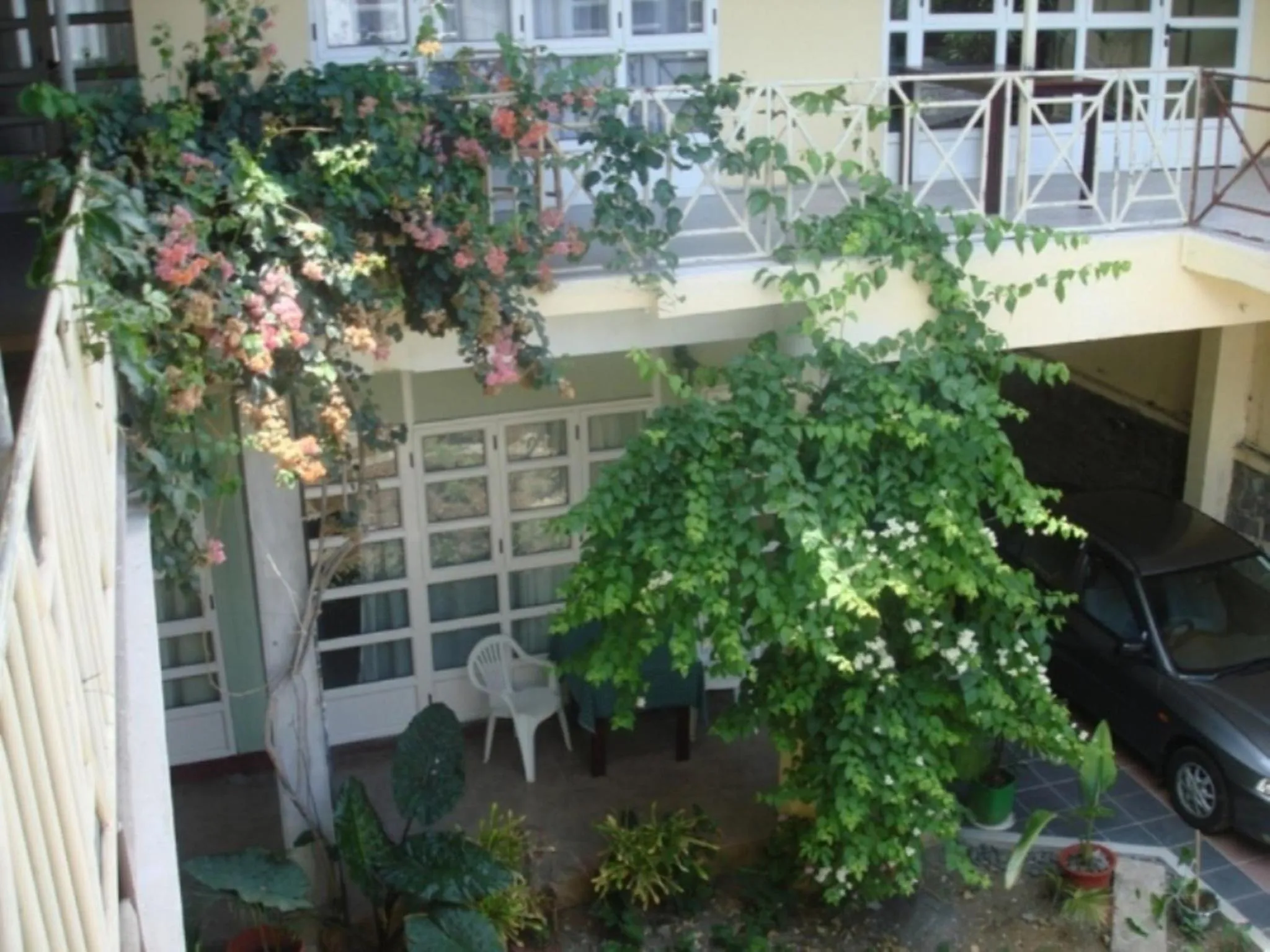 Facade/entrance in Auberge Le Saladier