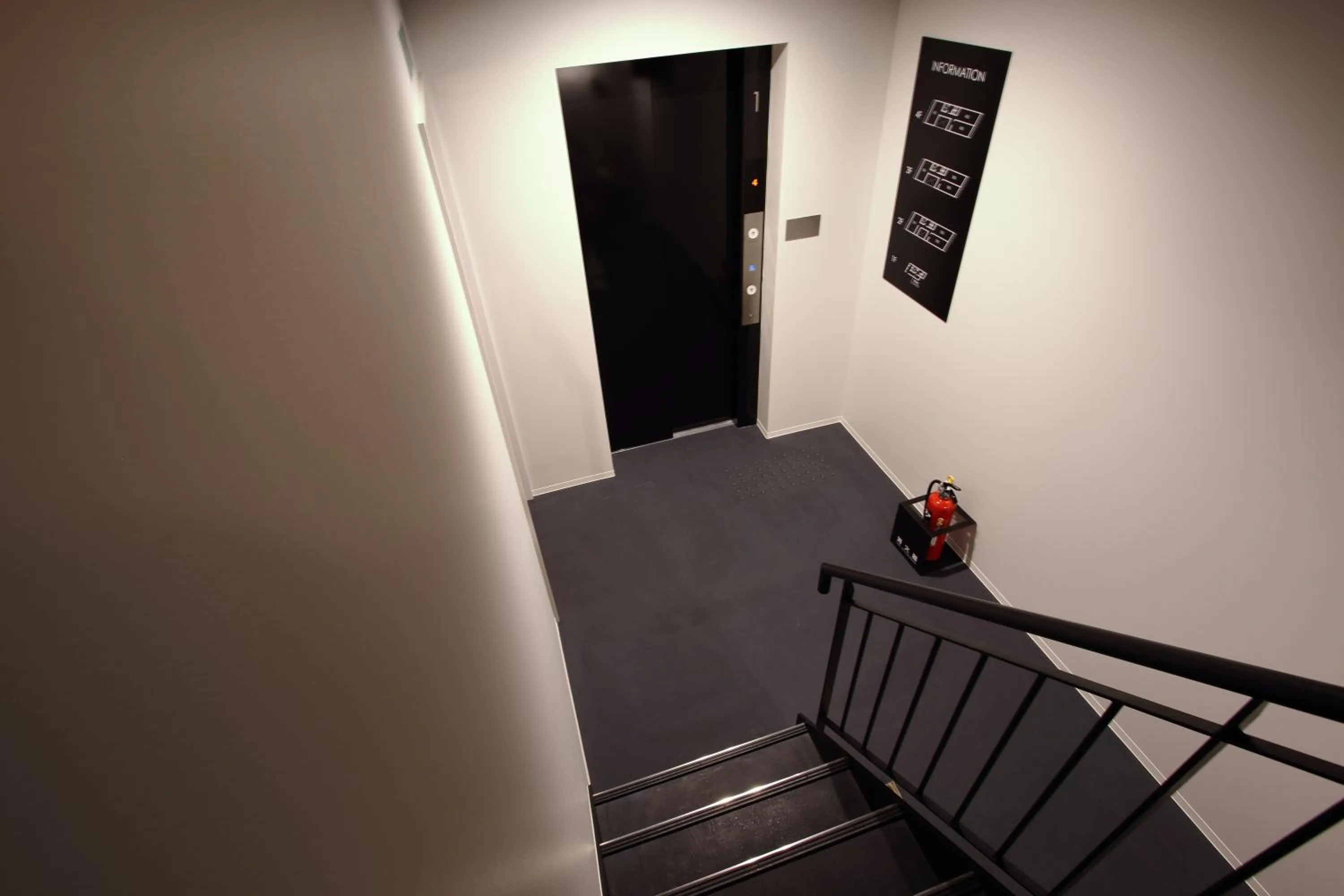 elevator in Family Inn Kei 慶