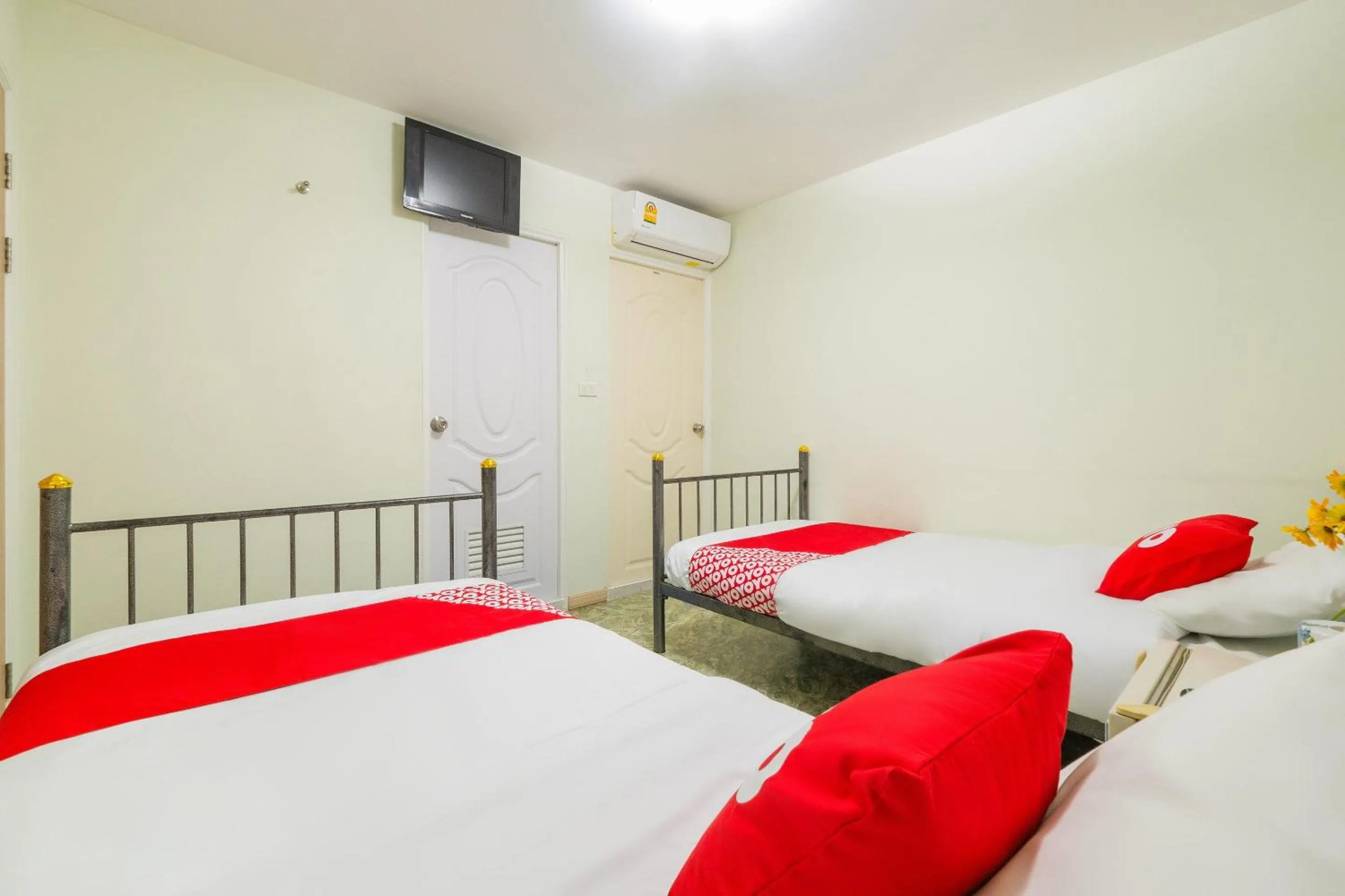 Bedroom in SP Park Thaphra