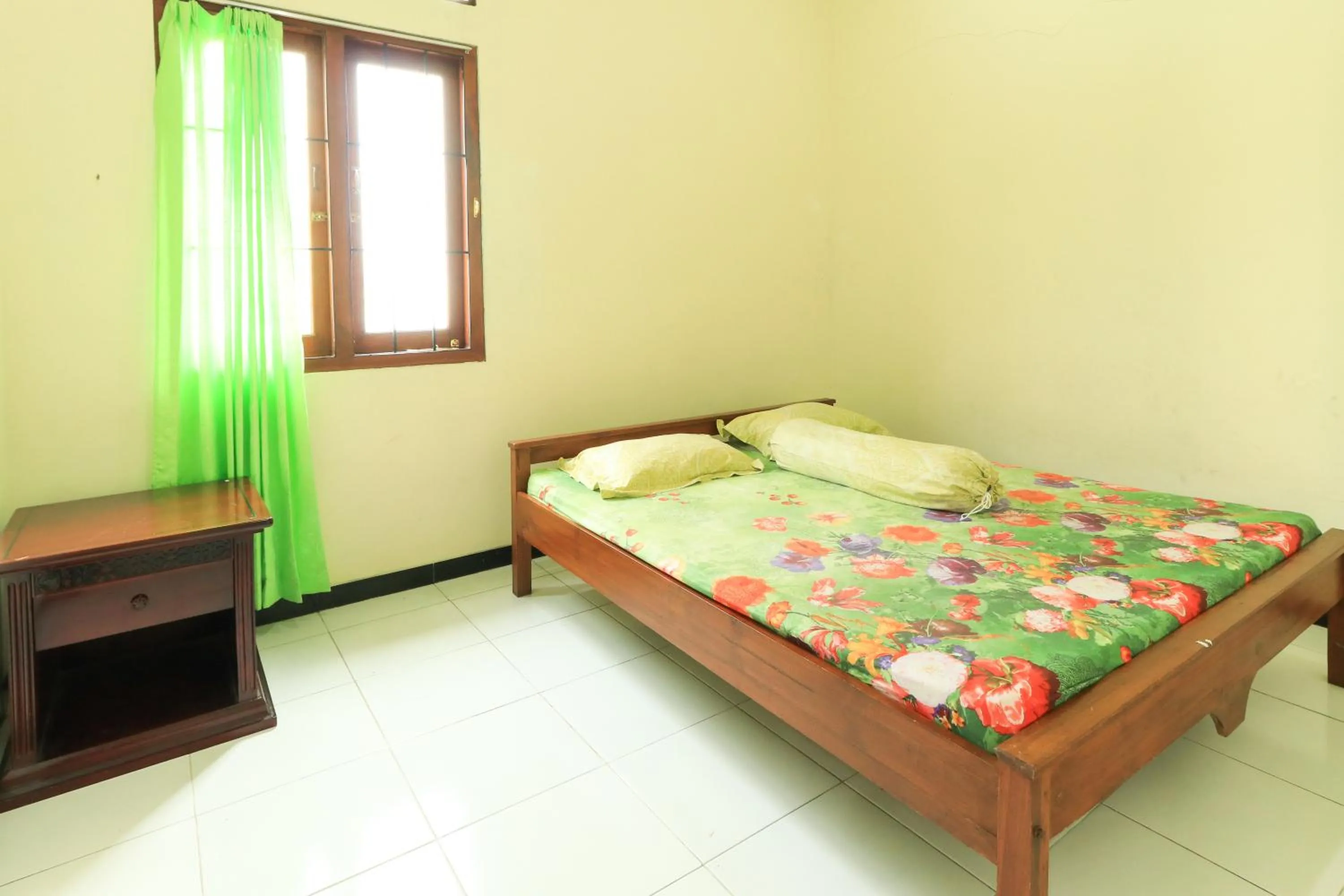 Bedroom, Bed in Villa Kangen Omah