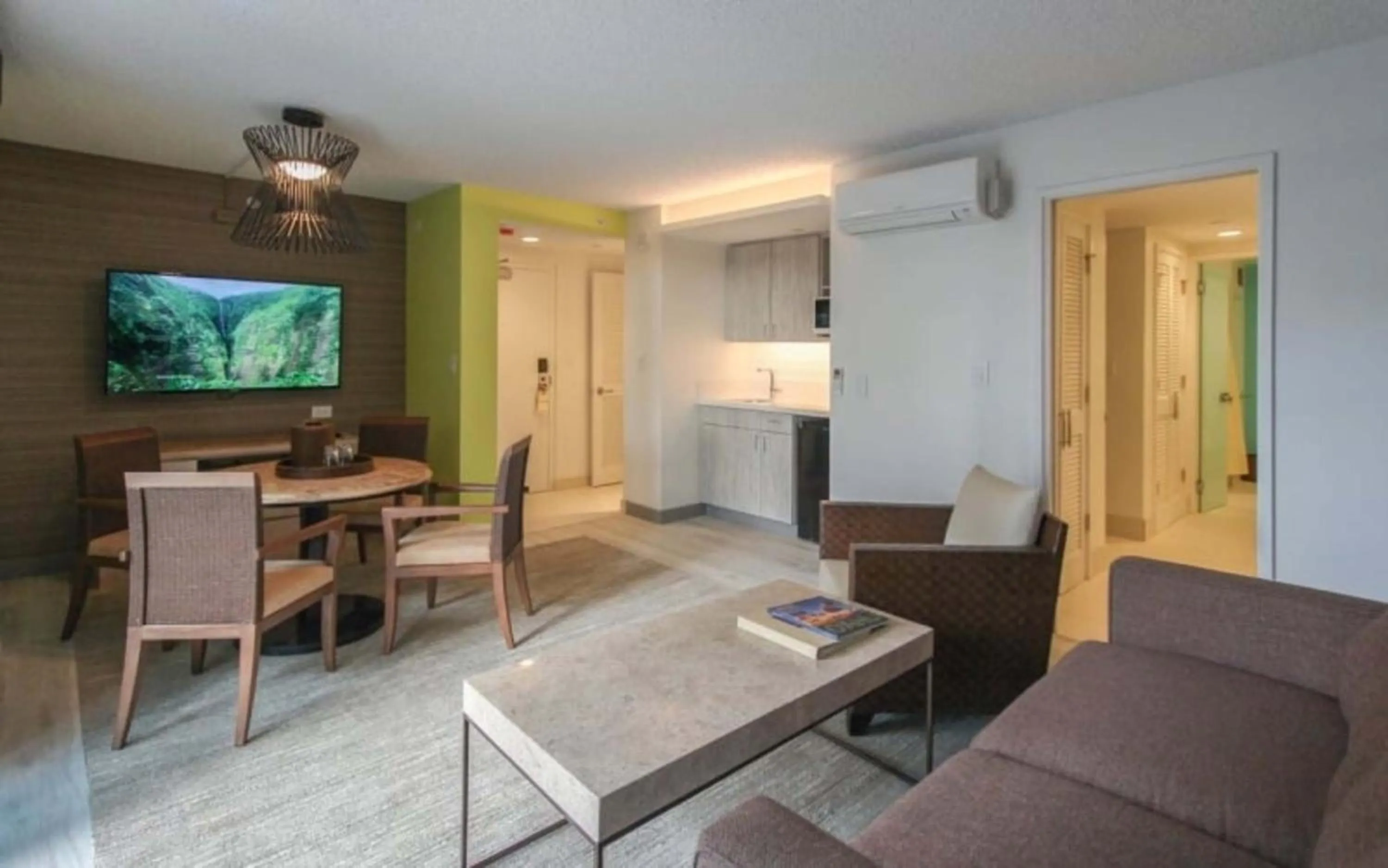 Bedroom in Kaimana Beach Hotel