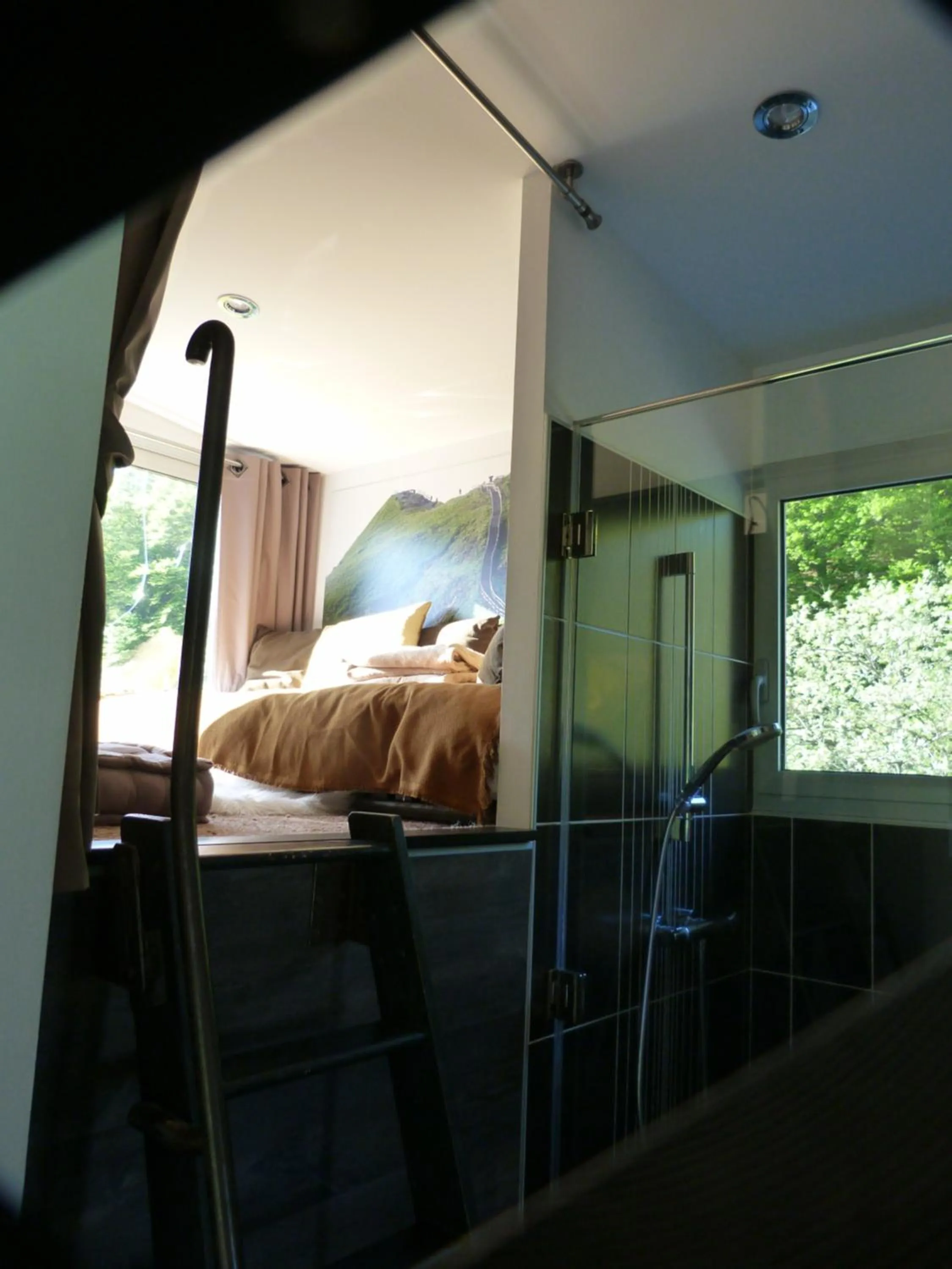 Bed in Aux 500 Diables Eco Lodge - Hotel