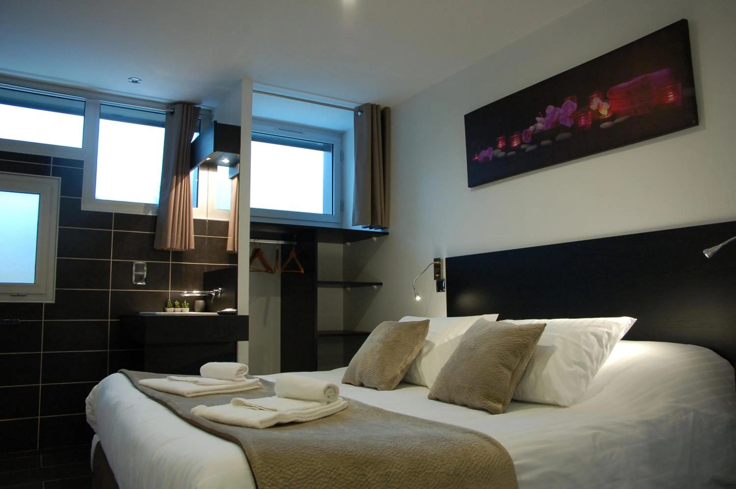 Bed in Aux 500 Diables Eco Lodge - Hotel