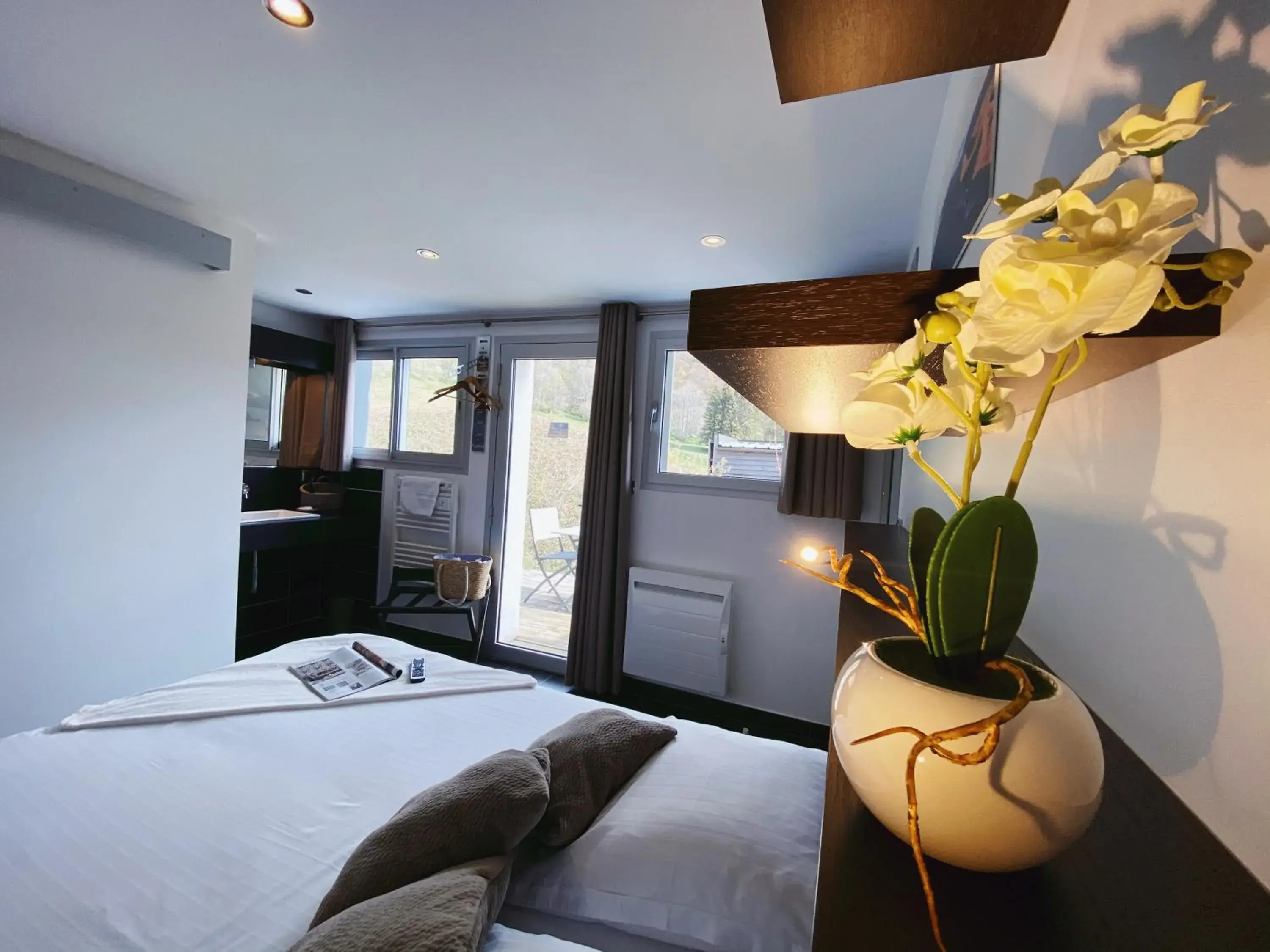 Double Room with Terrace in Aux 500 Diables Eco Lodge - Hotel Double Room with Terrace in Aux 500 Diables Eco Lodge - Hotel