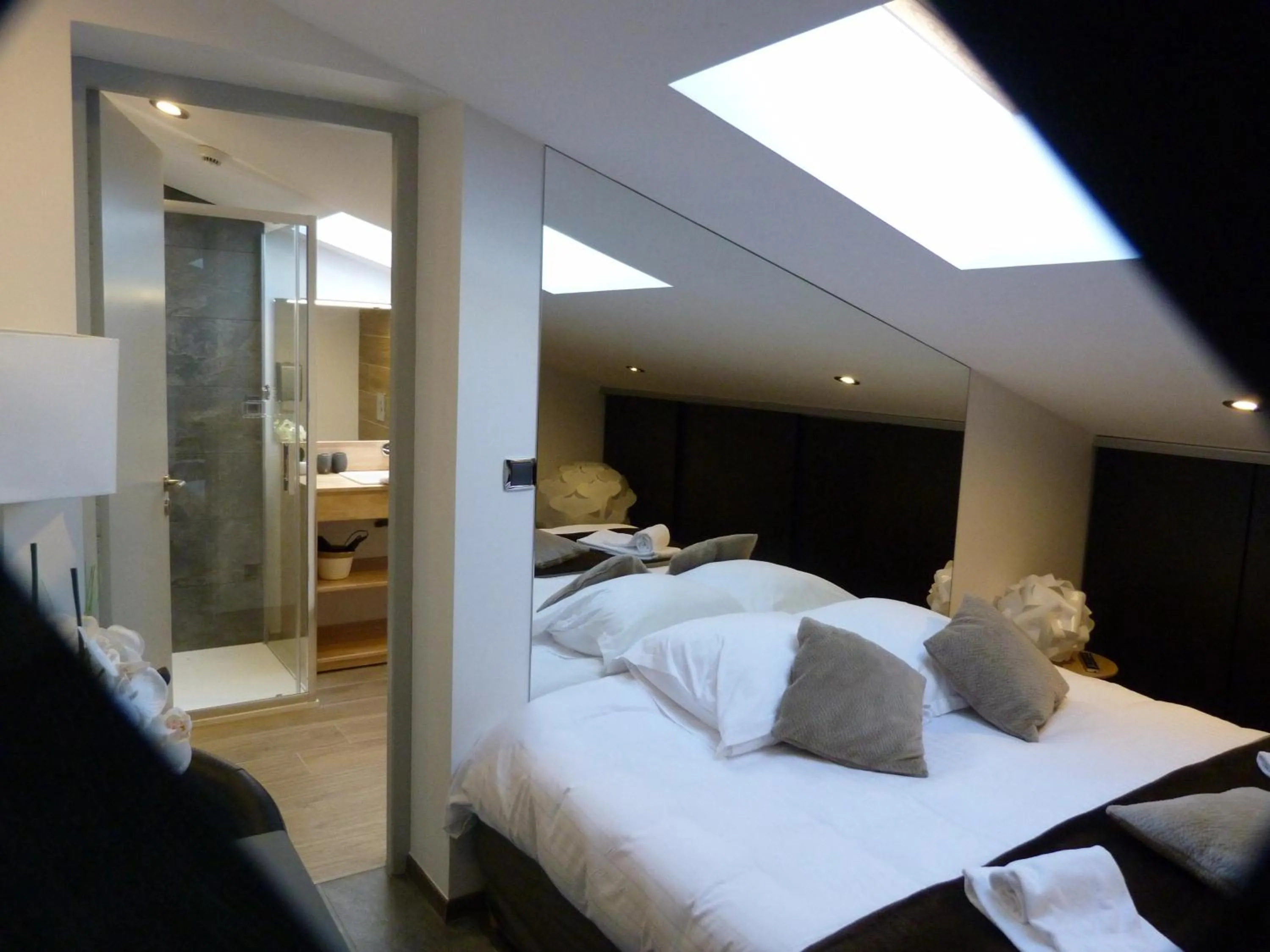 Bed in Aux 500 Diables Eco Lodge - Hotel