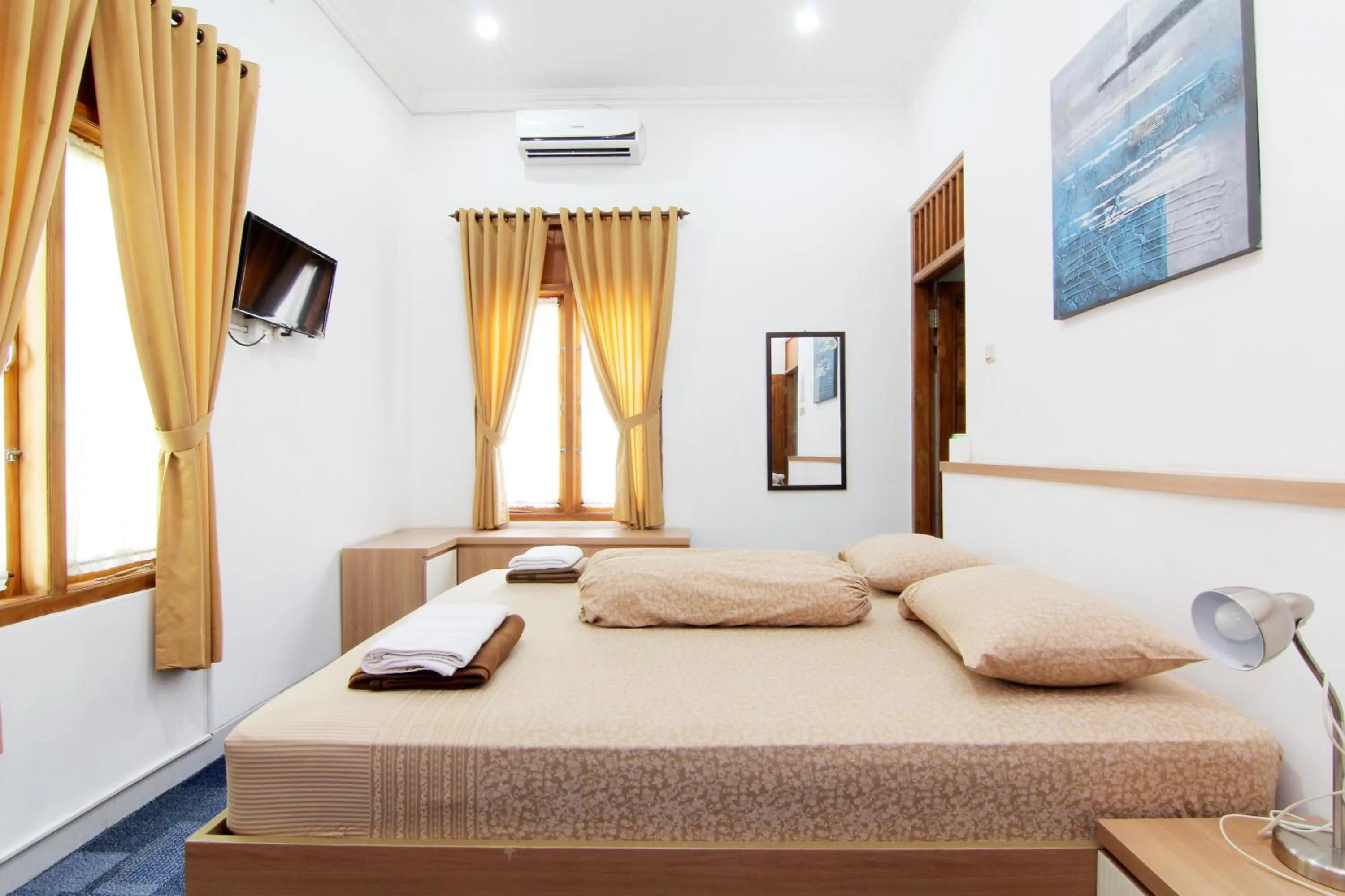 Bedroom, Bed in Embe Joglo Homestay
