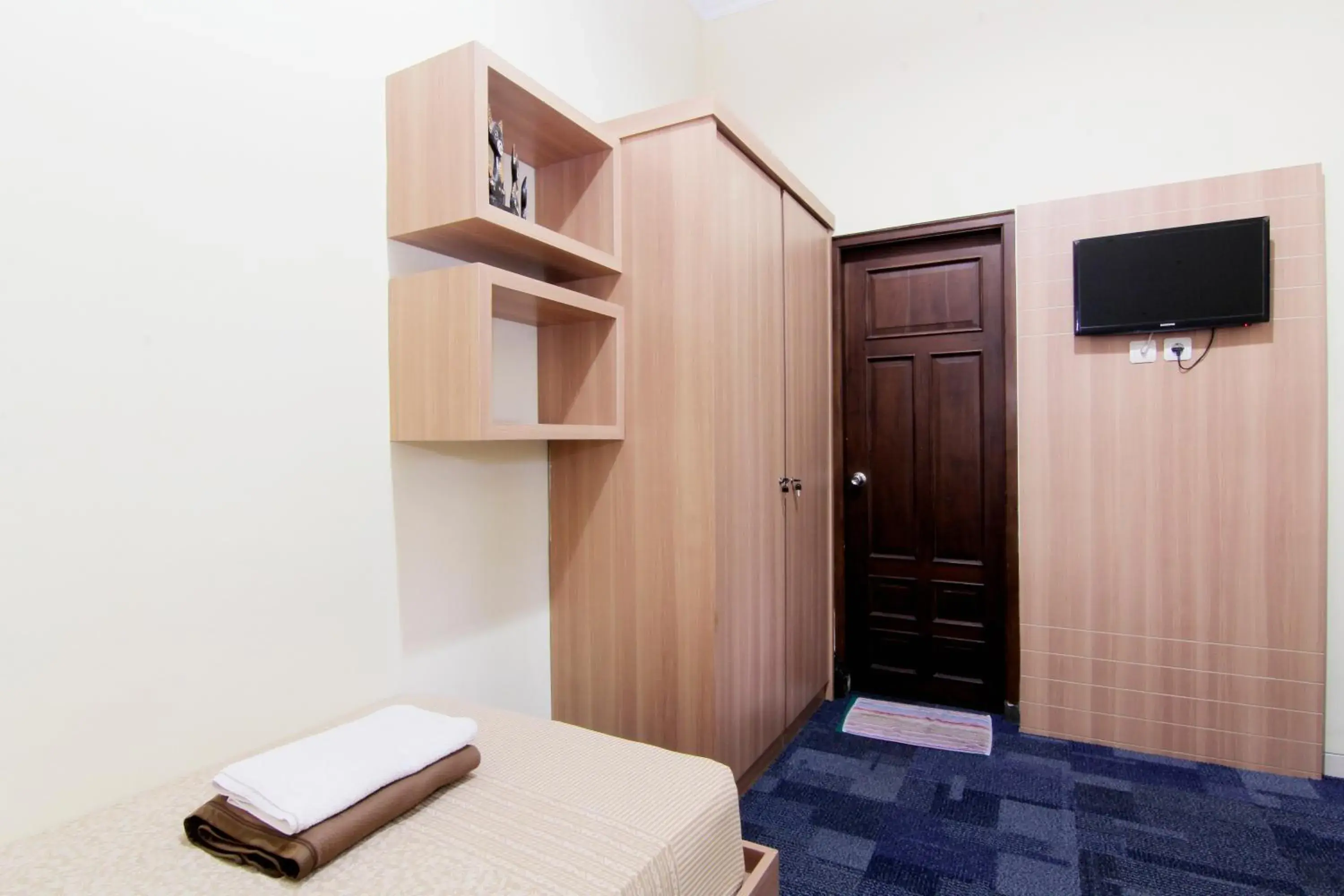 Photo of the whole room in Embe Joglo Homestay Photo of the whole room in Embe Joglo Homestay