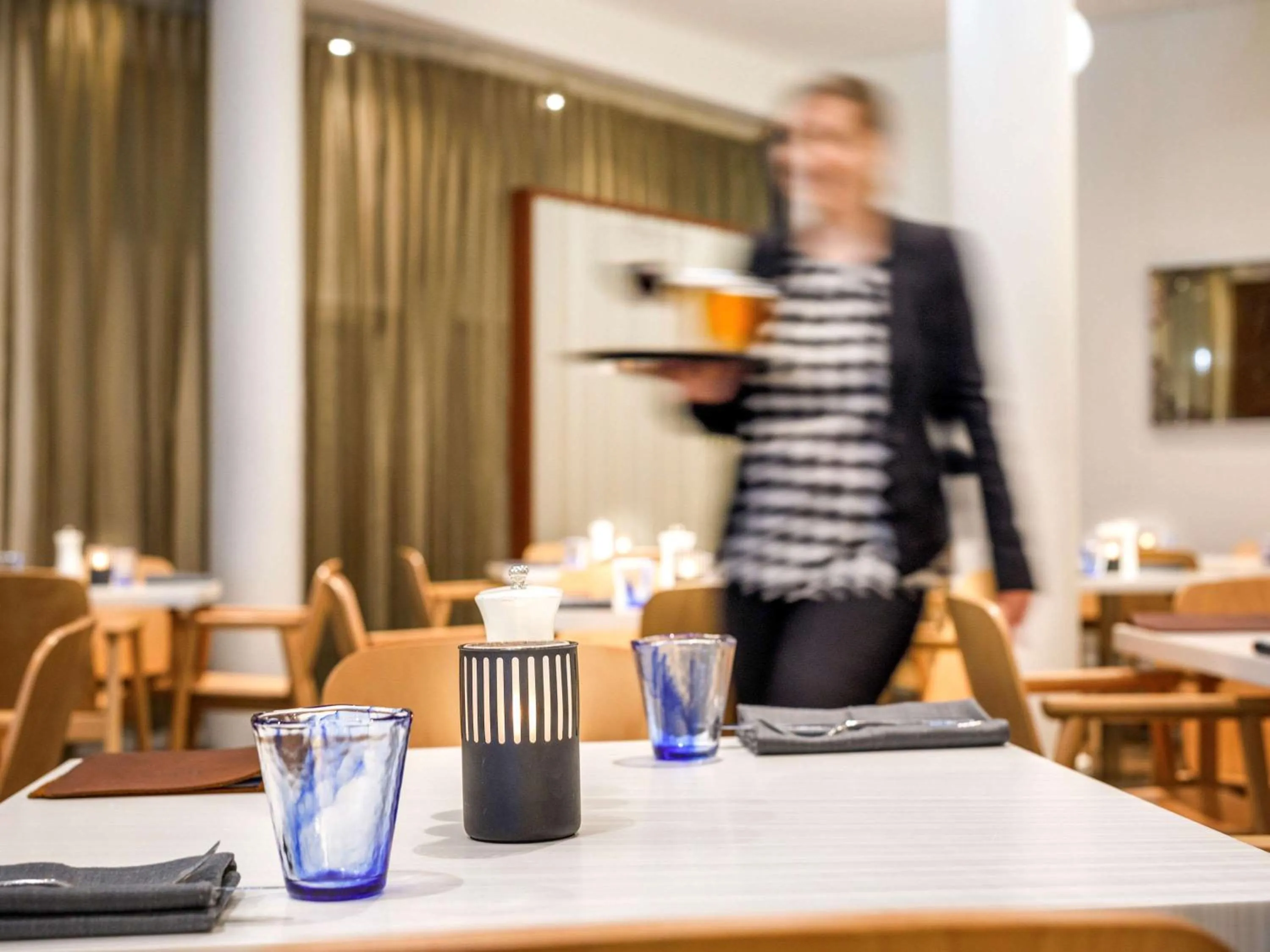 Restaurant/places to eat in Sydney Central Hotel managed by The Ascott Limited