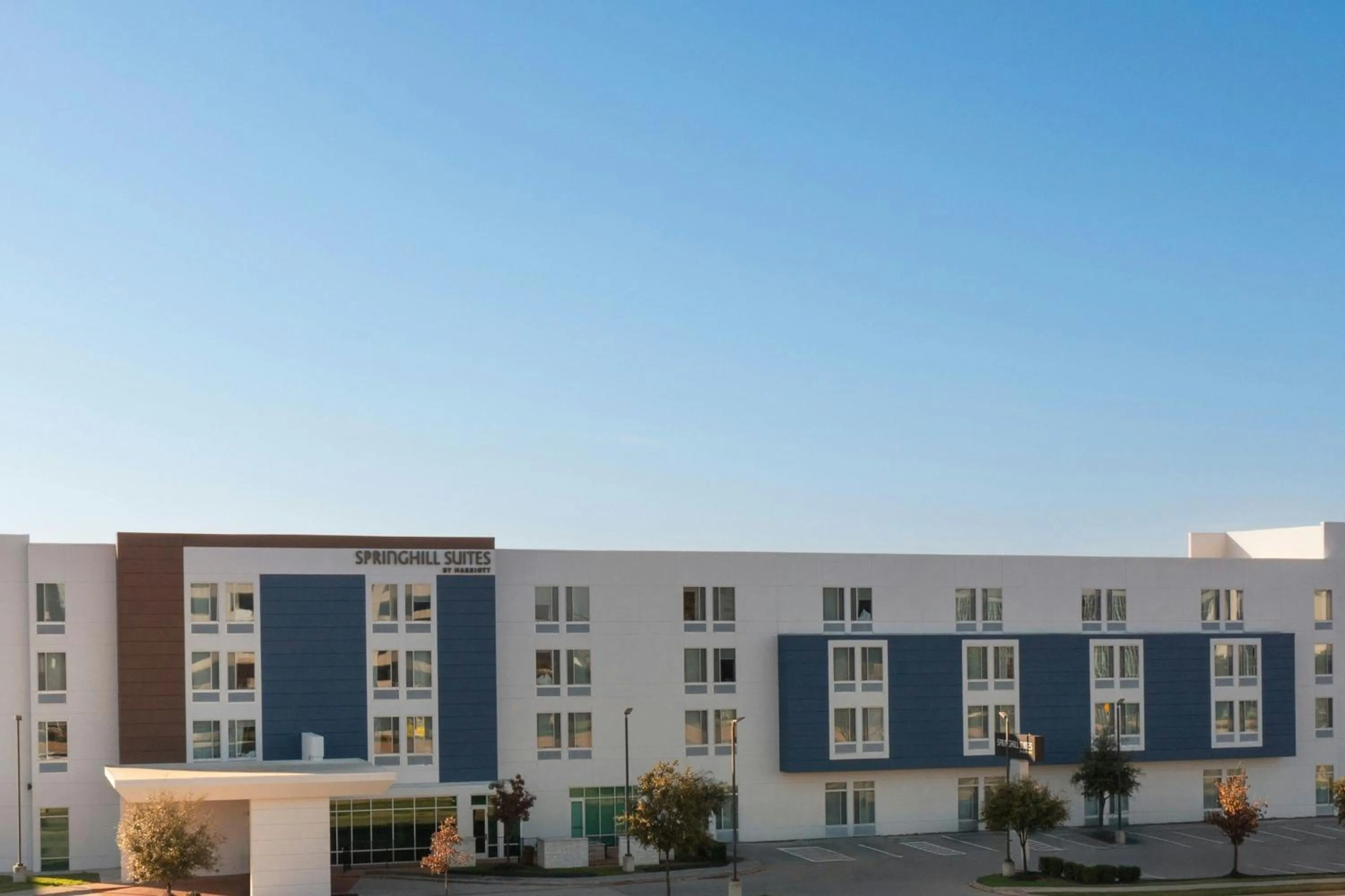 Property building in SpringHill Suites Dallas Central Expressway