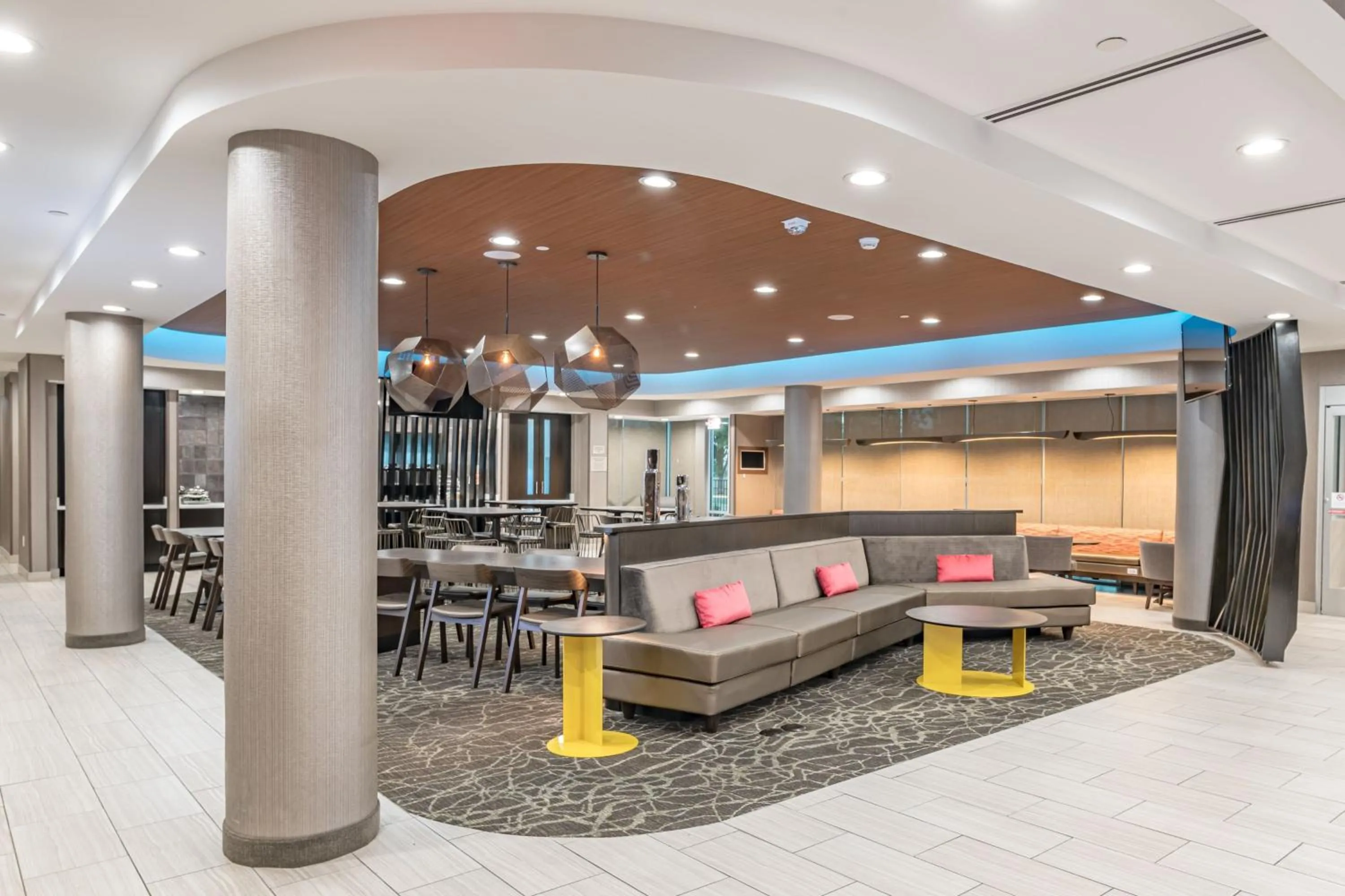 Lobby or reception in SpringHill Suites Dallas Central Expressway