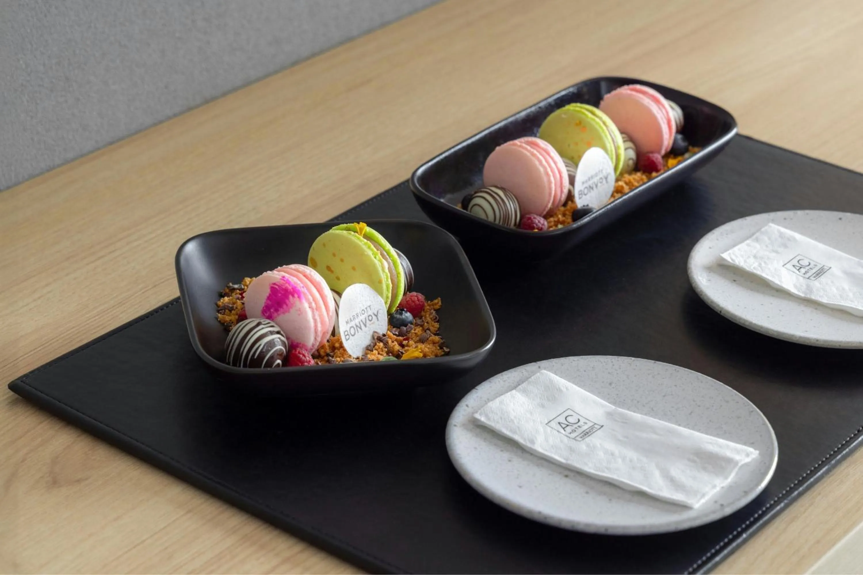 Restaurant/places to eat in AC Hotel by Marriott Lima Miraflores