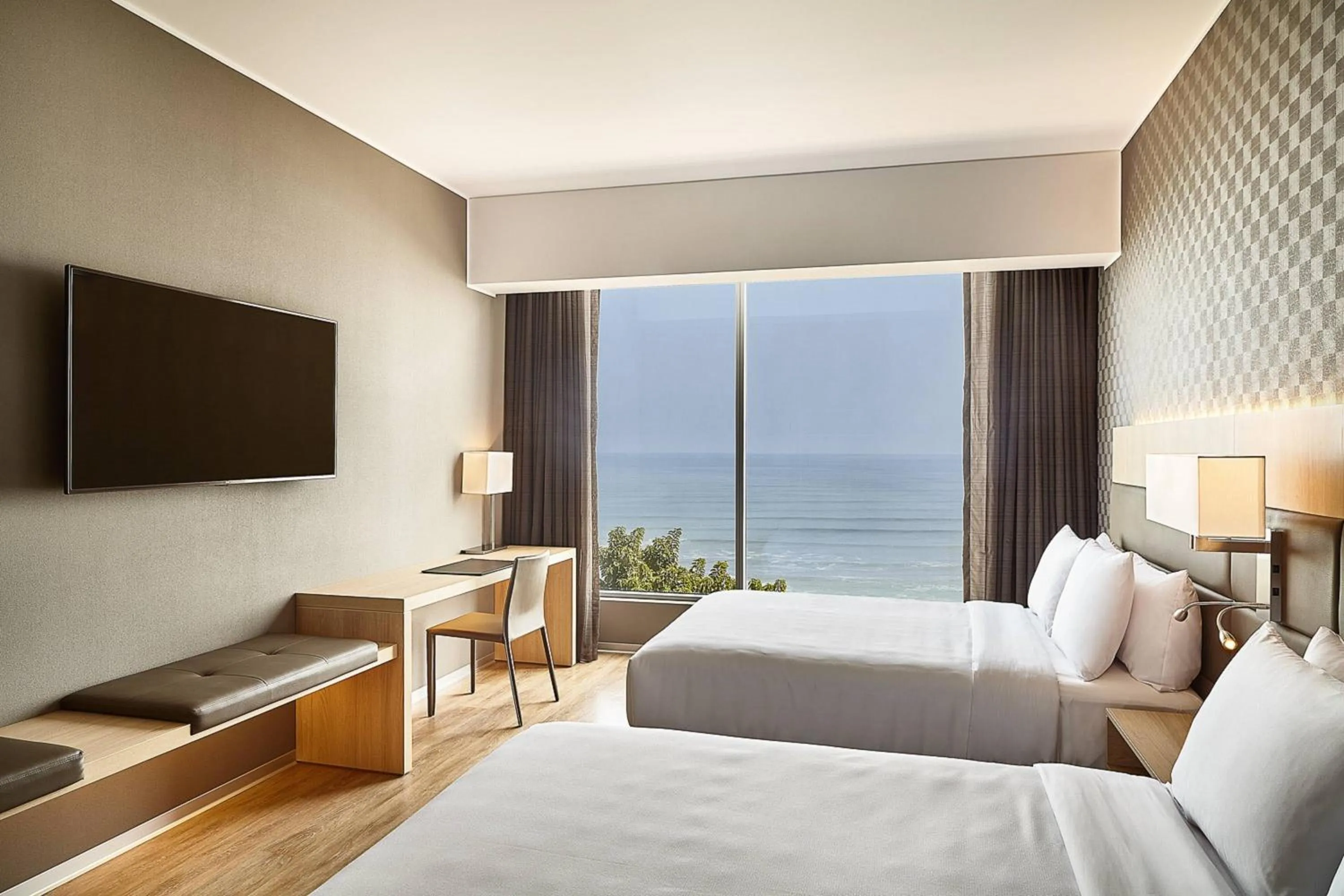 Photo of the whole room, Bed in AC Hotel by Marriott Lima Miraflores