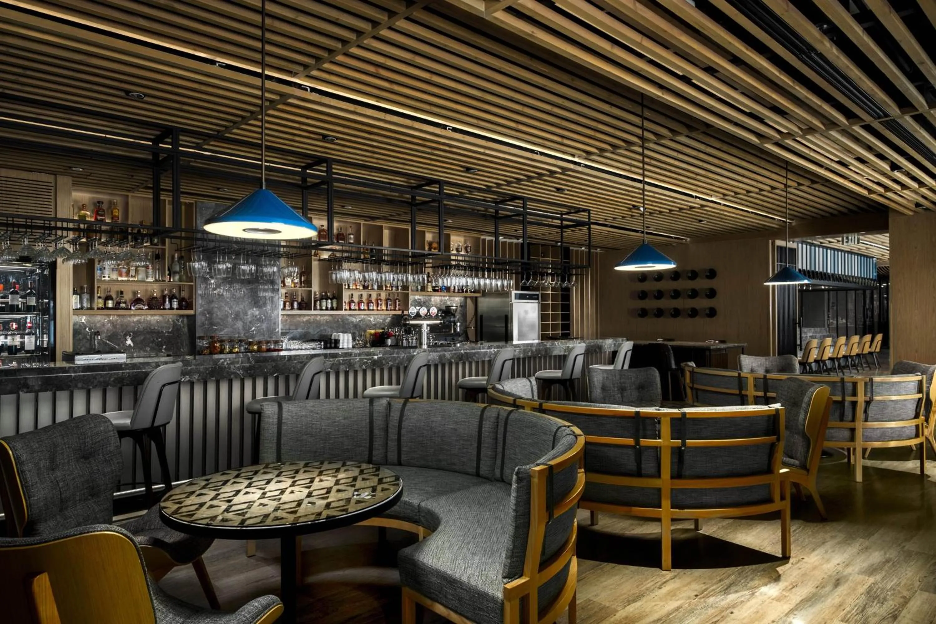 Lounge or bar in Sheraton Manila Hotel at Newport World Resorts