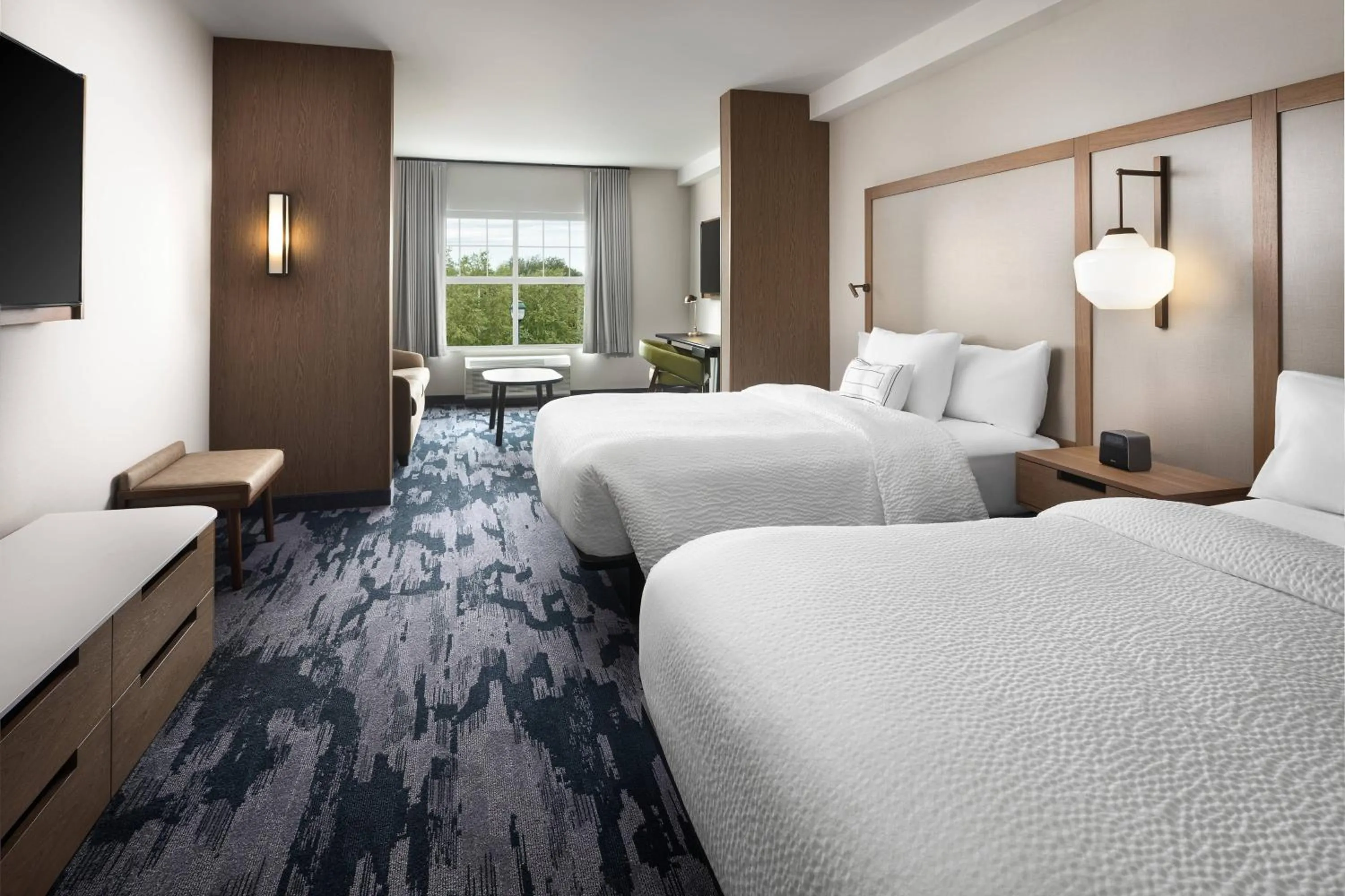 Photo of the whole room, Bed in Fairfield Inn & Suites by Marriott South Kingstown Newport Area