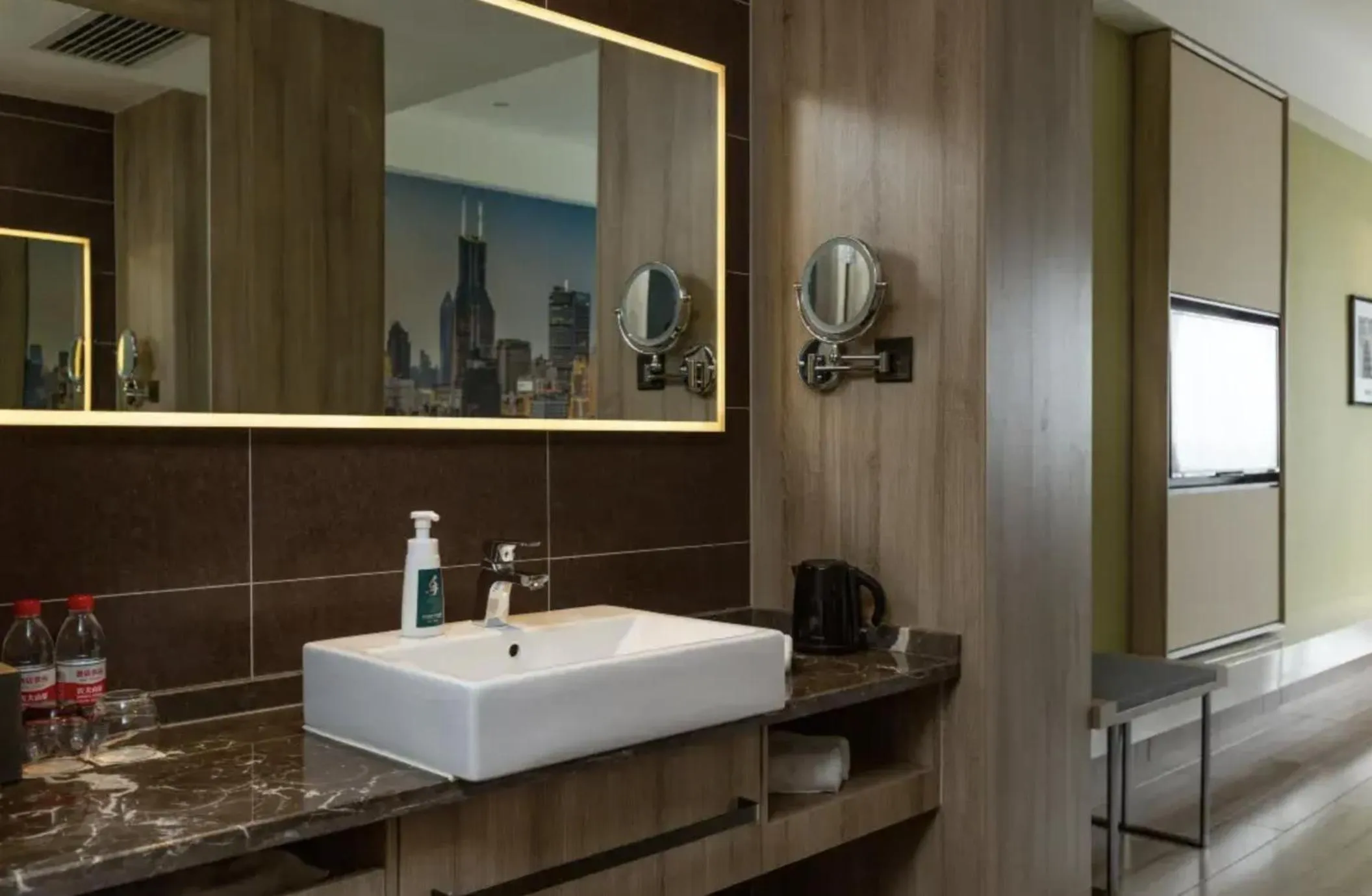 Toilet in Atour Hotel Shanghai Xinzhuang