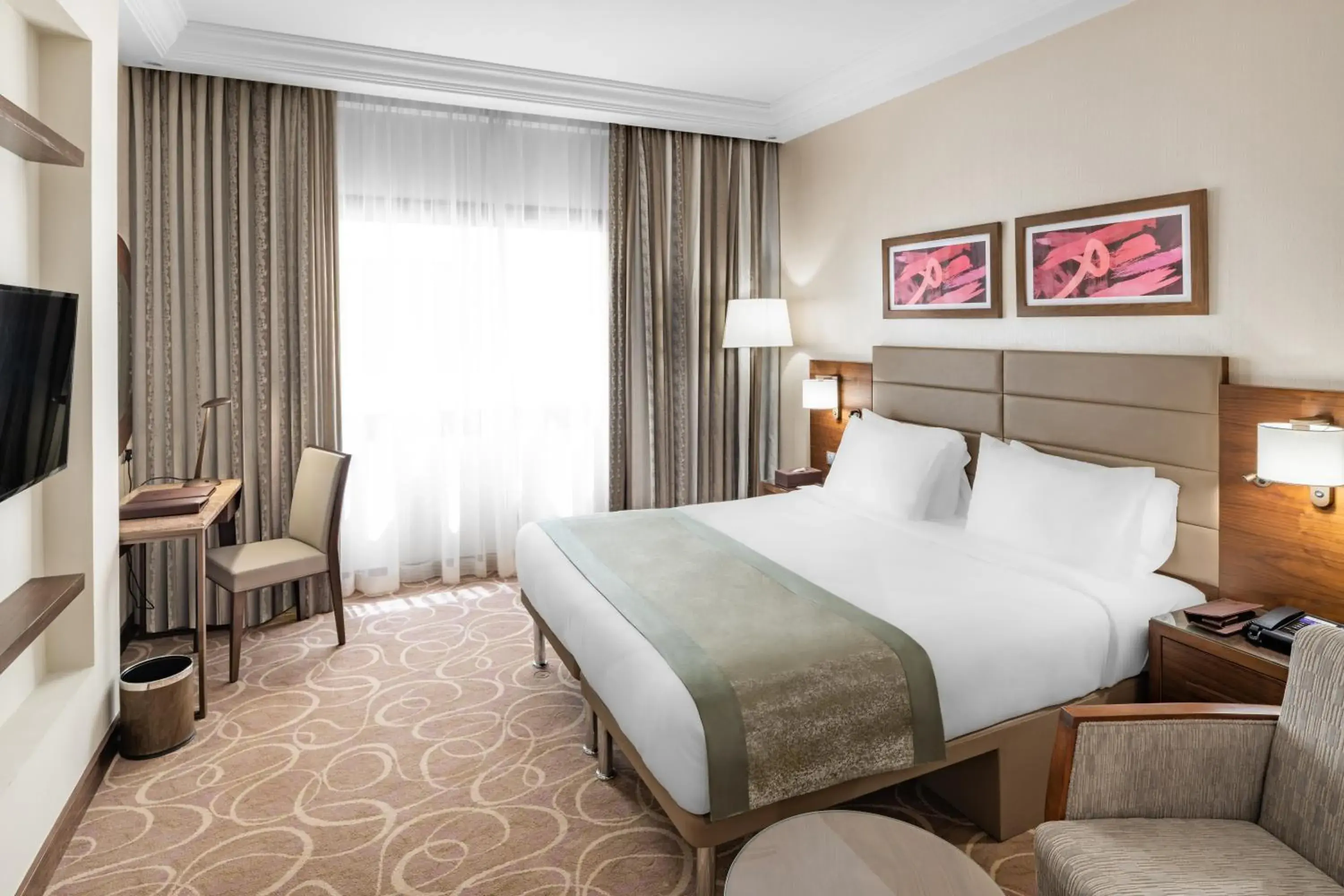 Photo of the whole room, Bed in Millennium Makkah Al Naseem Photo of the whole room, Bed in Millennium Makkah Al Naseem